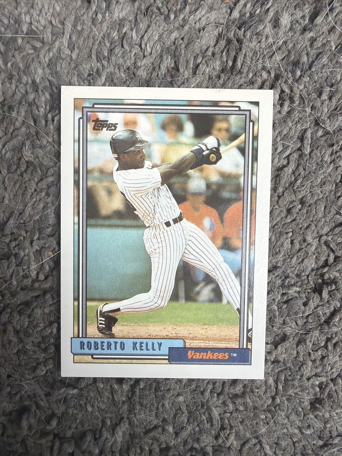 New York Yankees 1992 Topps #266 Roberto Kelly Card Size ONE SIZE - 1 Thumbnail