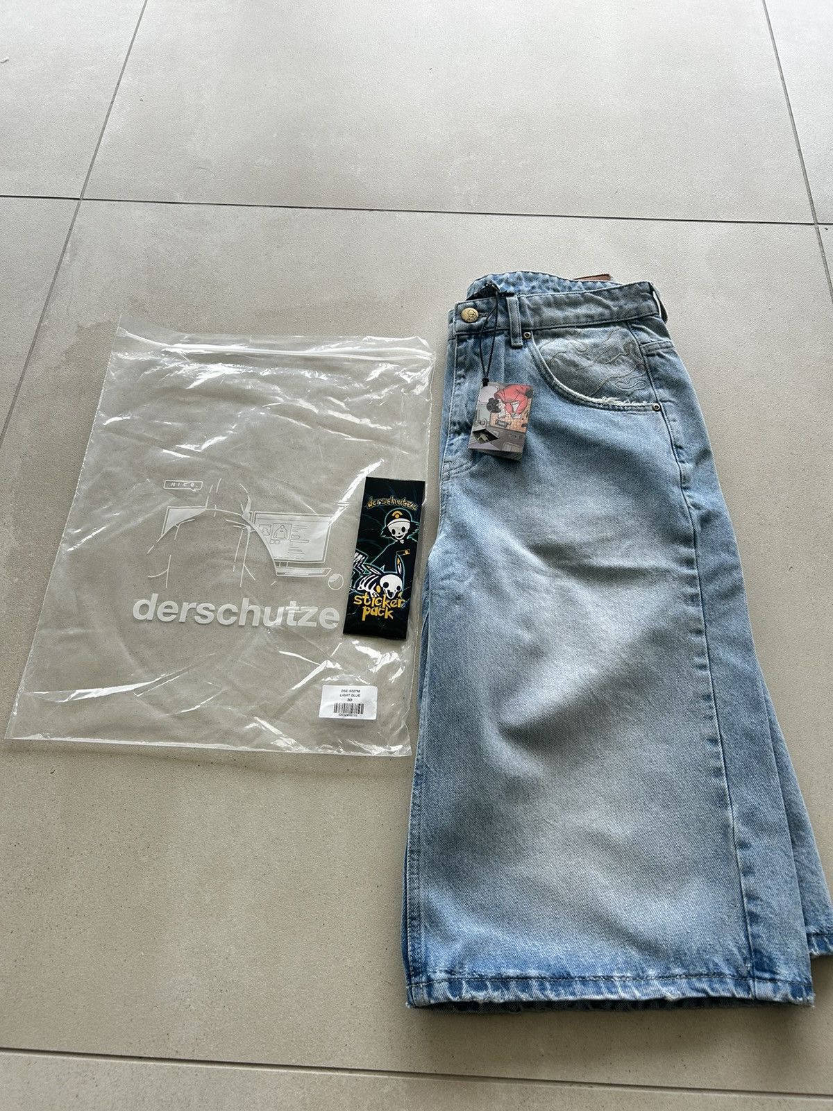 パンツ derschutze jorts lotus
