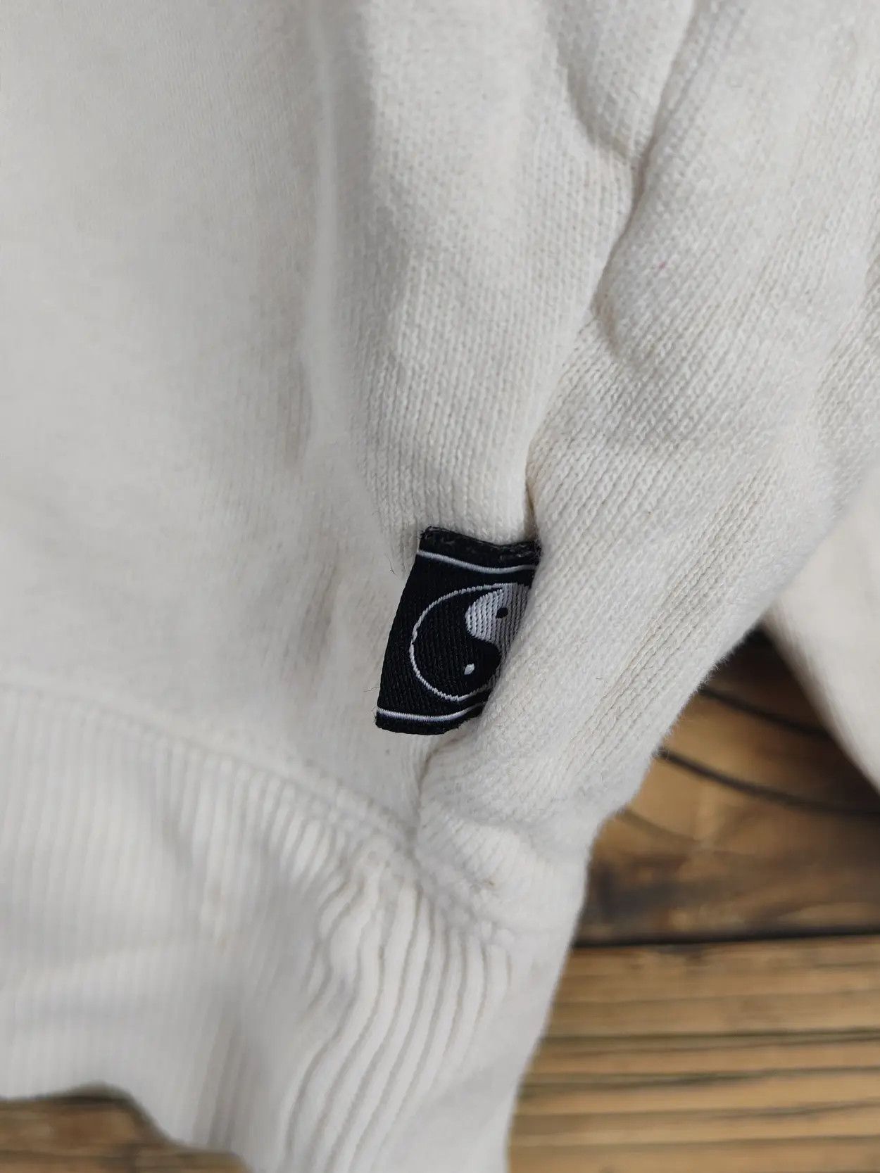 Japanese Brand DL T&C Surf Designs White Sweatshirts #S2800T Size US XL / EU 56 / 4 - 14 Thumbnail