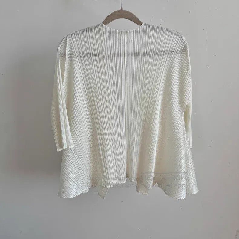 Issey Miyake Issey Miyake White Coat Size S / US 4 / IT 40 - 2 Thumbnail