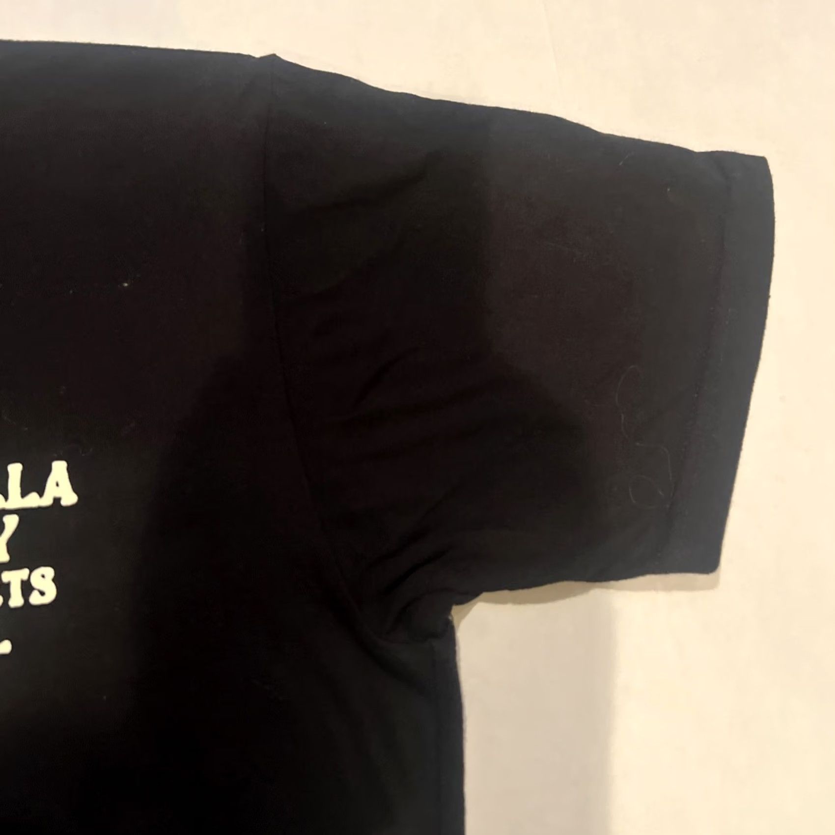 Vintage VINTAGE Coachella Shirt Unisex Adults Regular Black Cotton Graphic Print 2020-2029 90s Music Logo Tee Mens Womens L Size US L / EU 52-54 / 3 - 6 Thumbnail