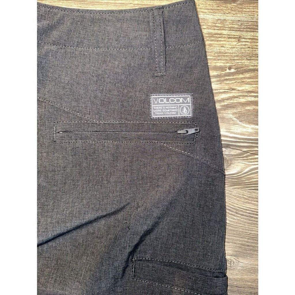 Nordstrom Volcom Men's 4 Way Stretch Shorts. Size 28. Gray. NWOT. Y Size US 28 / EU 44 - 8 Thumbnail