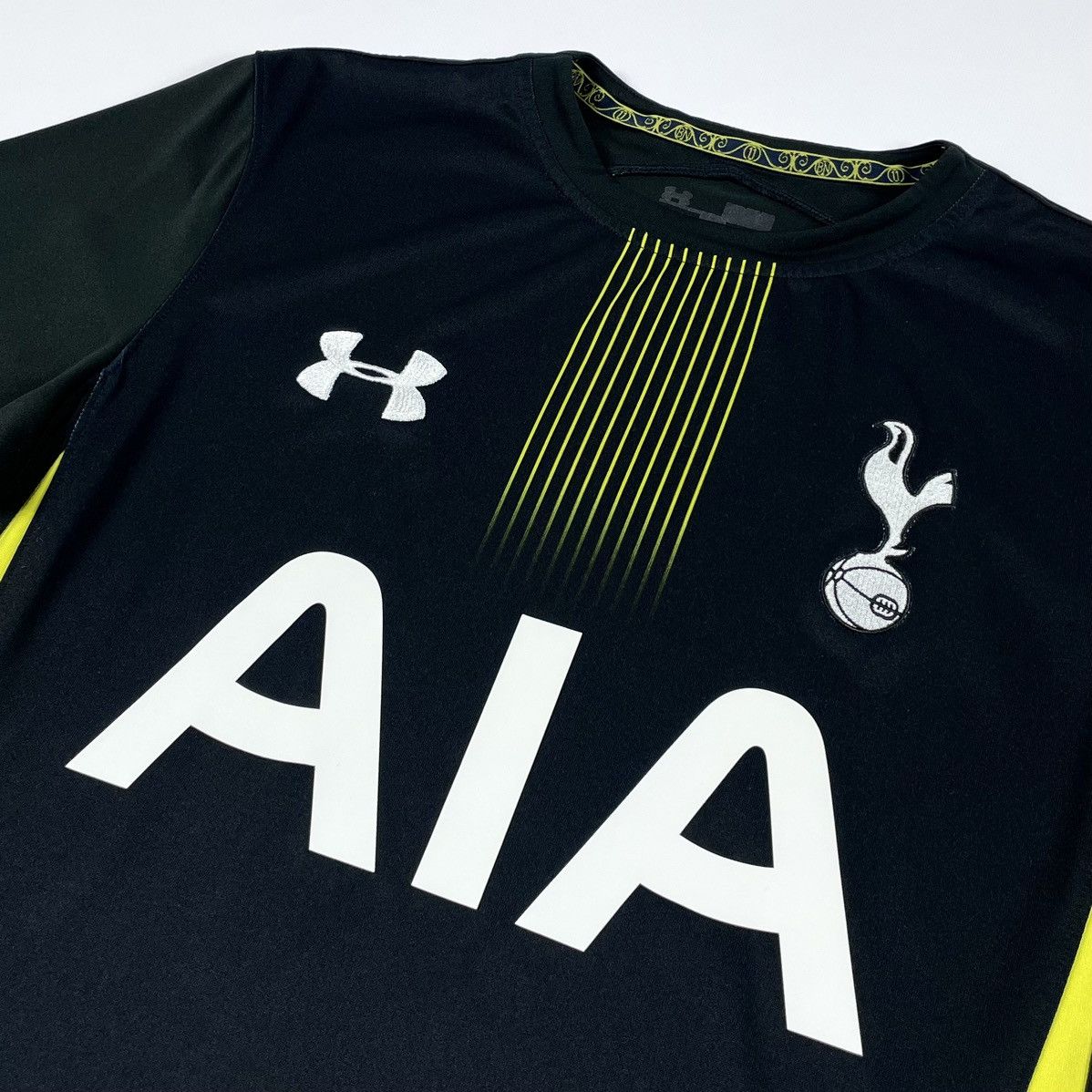 Under Armour Tottenham Hotspur 2014/2015 Away Soccer Jersey Size US M / EU 48-50 / 2 - 6 Thumbnail