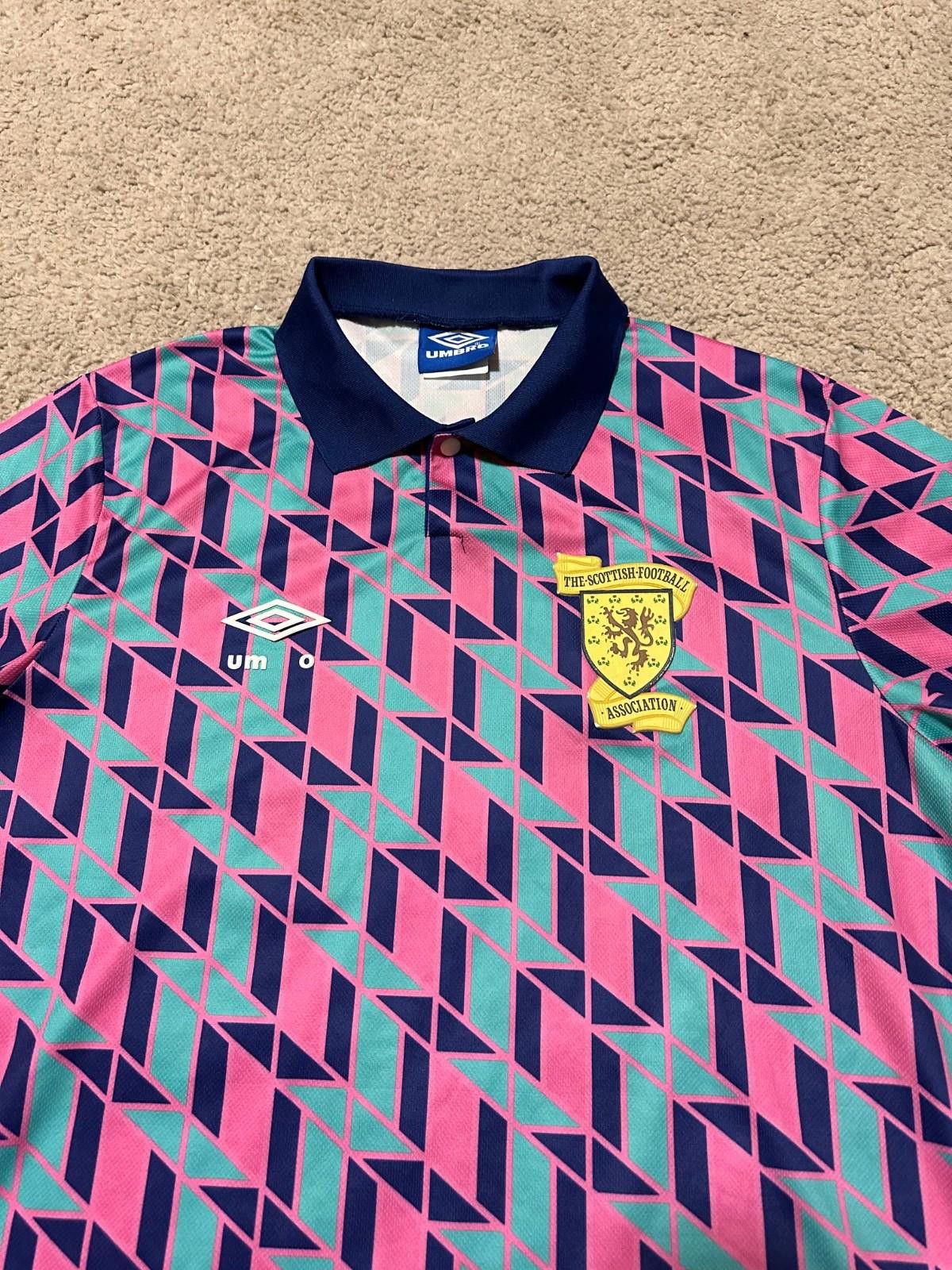 Umbro Umbro Scotland 1988/89 Vintage Football Shirt Soccer Jersey Size ONE SIZE - 3 Thumbnail