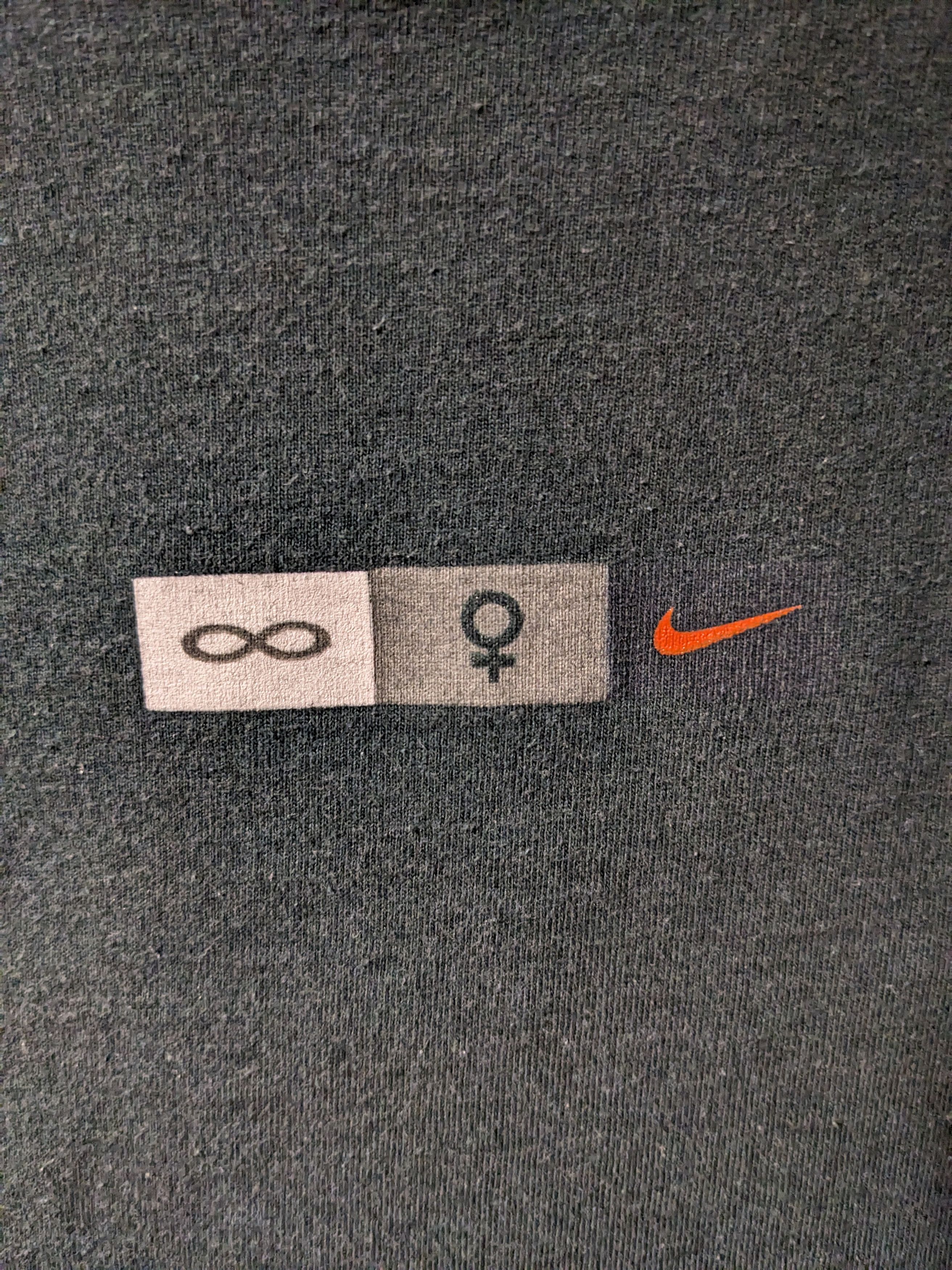 Nike × Vintage Vintage 90s Nike Infinite Woman's Black Large T-Shirt Size L / US 10 / IT 46 - 2 Thumbnail