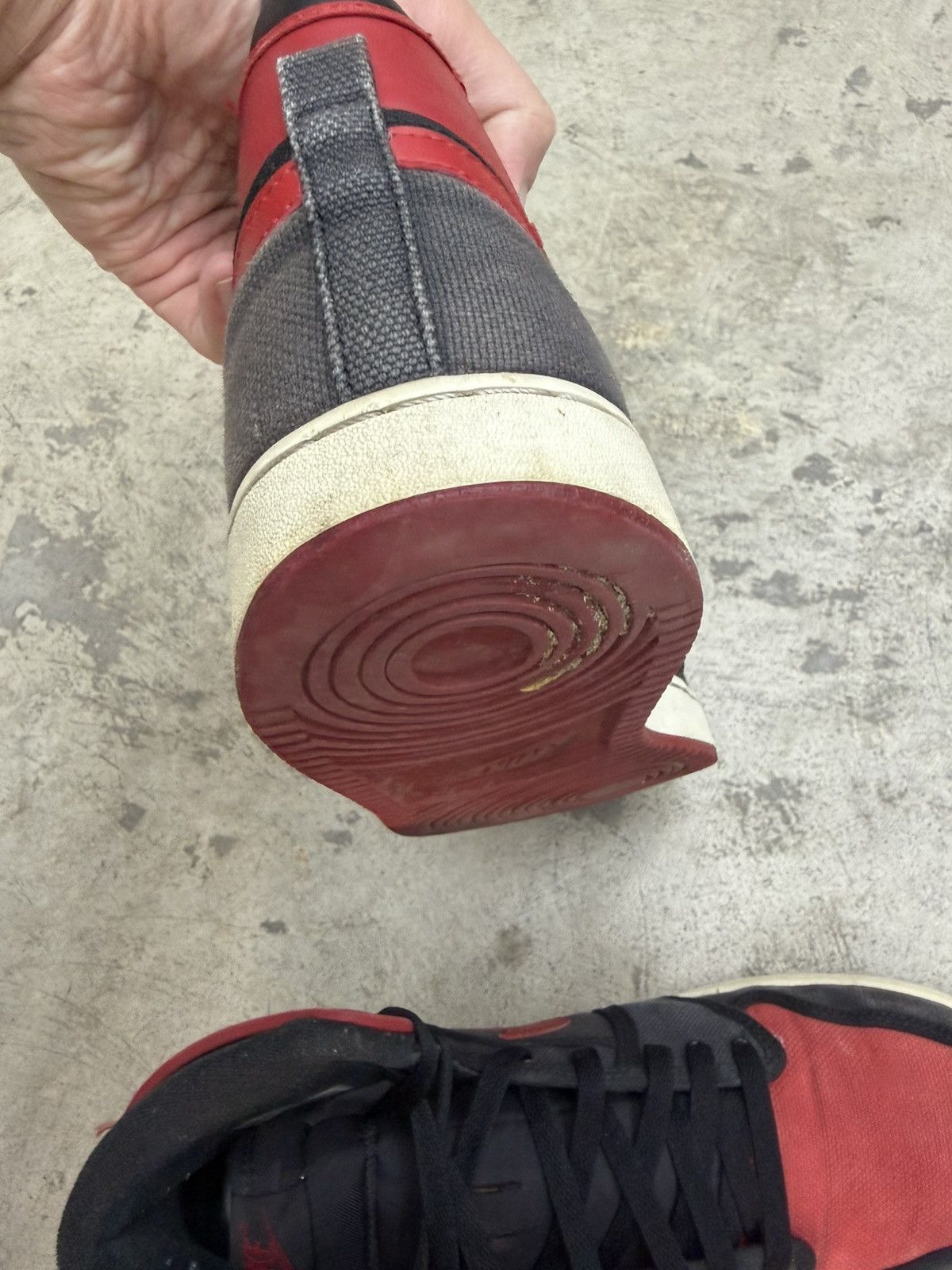 Jordan Brand PROMO SAMPLE Nike Air Jordan 1 KO Bred Size US 10 / EU 43 - 8 Thumbnail
