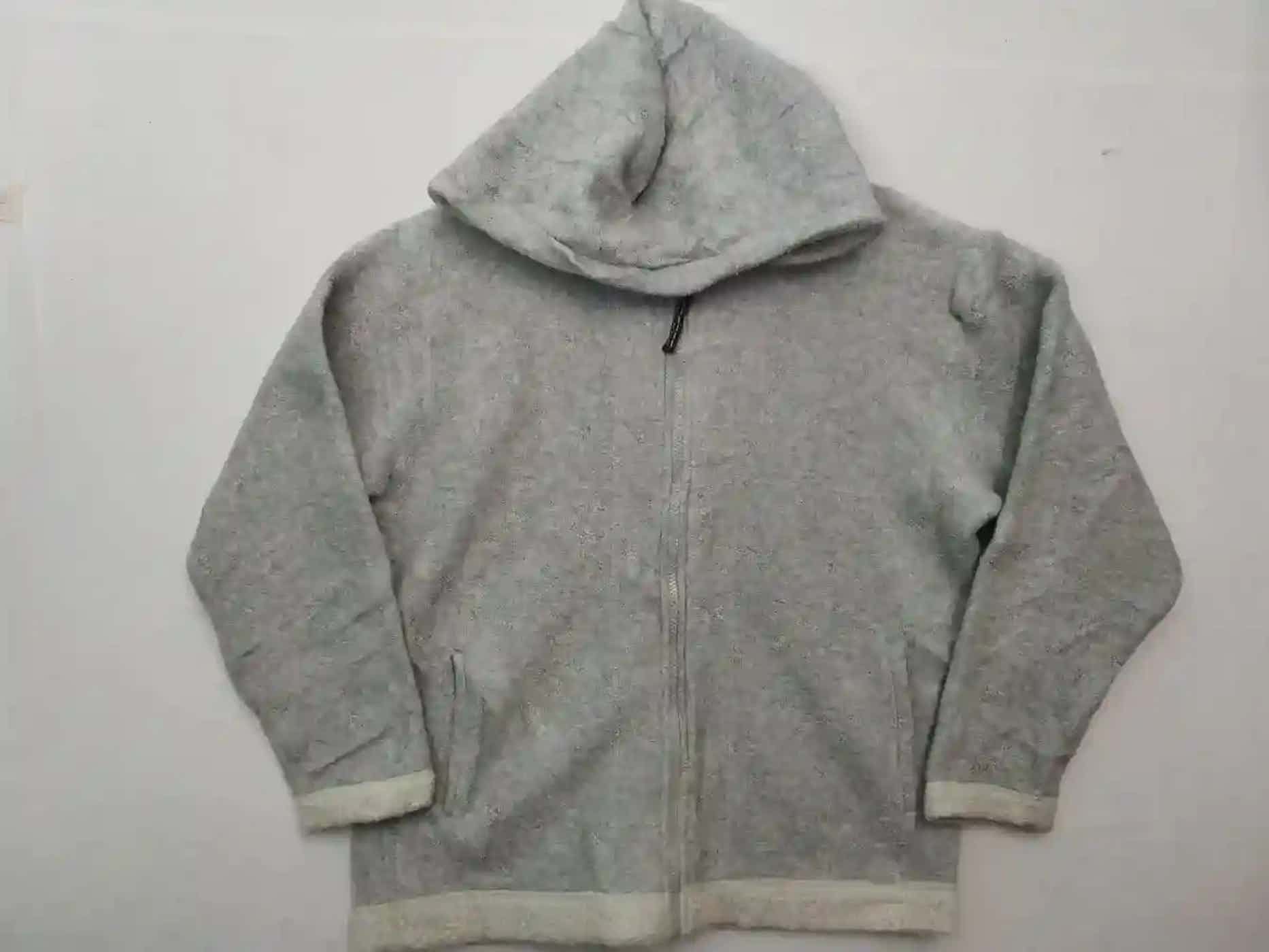 Vintage Vintage HLCP Sweatshirt Hoodie Size US L / EU 52-54 / 3 - 1 Thumbnail