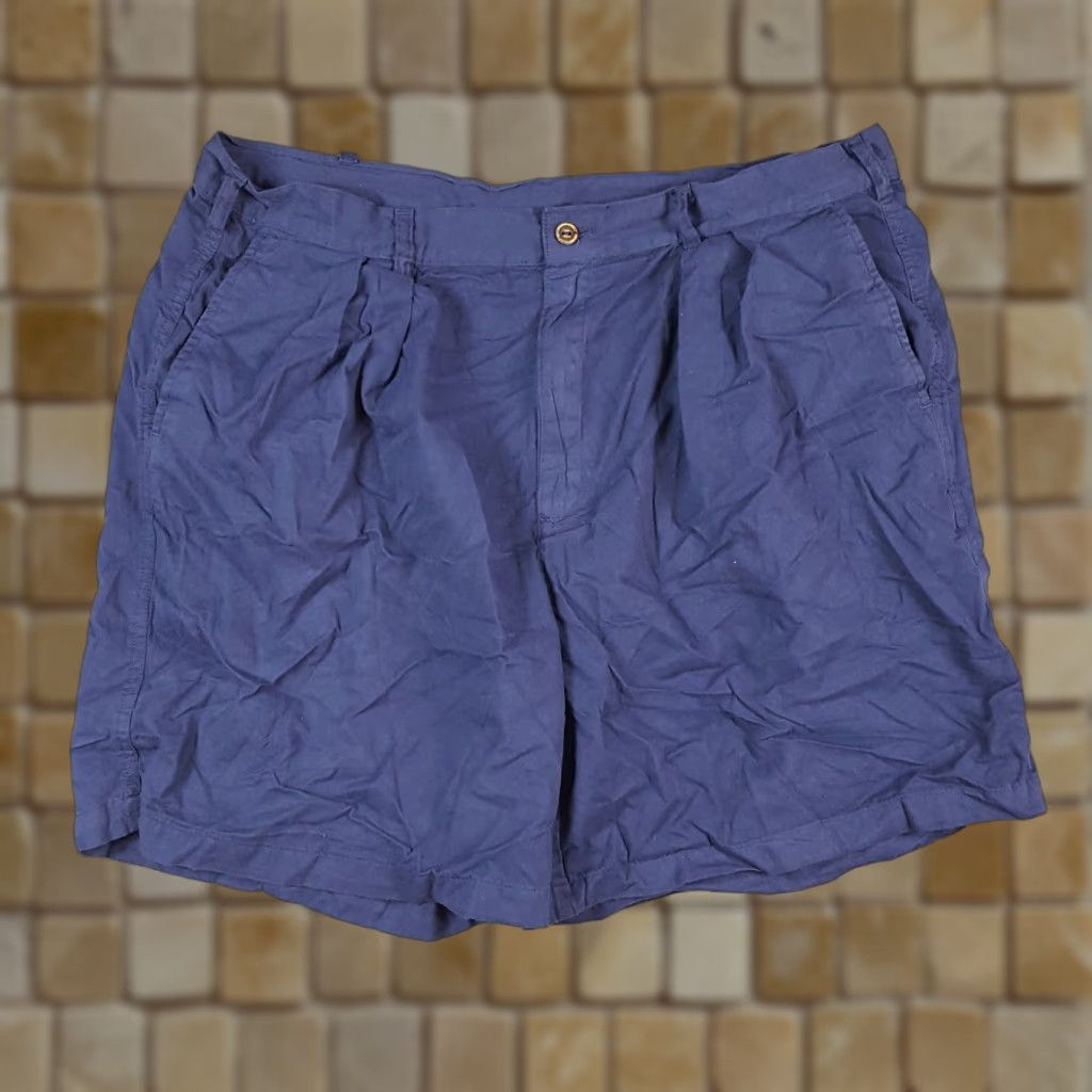 Vintage Vintage Higgins Men's Blue Pleated Relaxed Fit Chino Shorts Size 40 Summer Casual Outdoor Golf Tennis Size US 40 / EU 56 - 1 Thumbnail