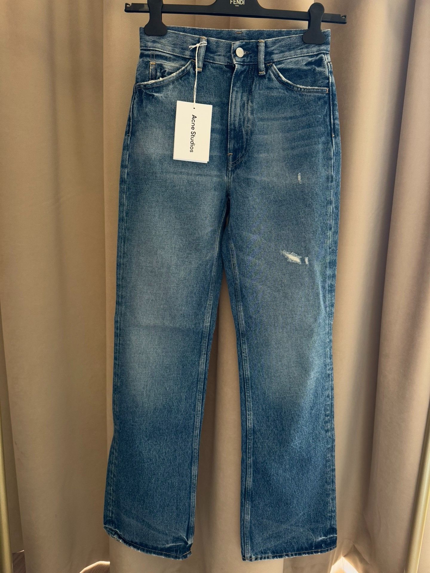 Acne Studios acne studios jeans 2501-Nextarrow Size 26" / US 2 / IT 38 - 1 Thumbnail