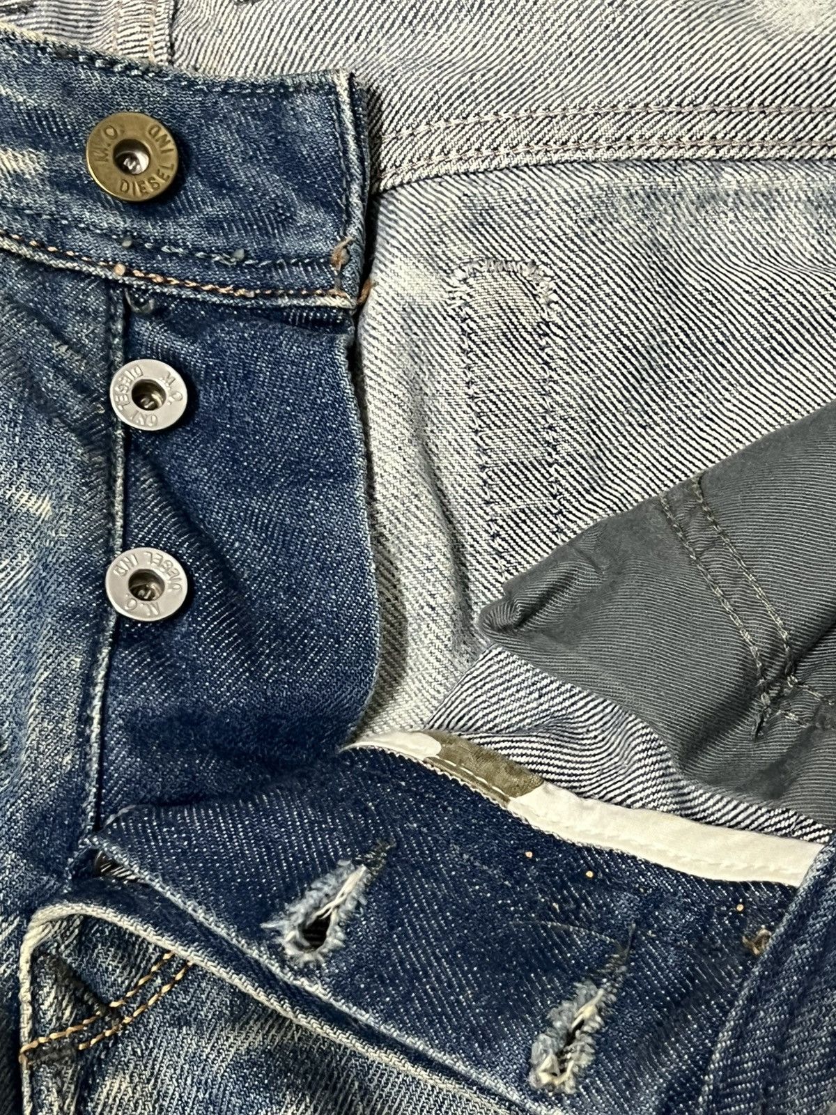 Diesel DIESEL VIKER DRAGON VINTAGE DISTRESSED JEANS LIMITED Size US 32 / EU 48 - 7 Thumbnail