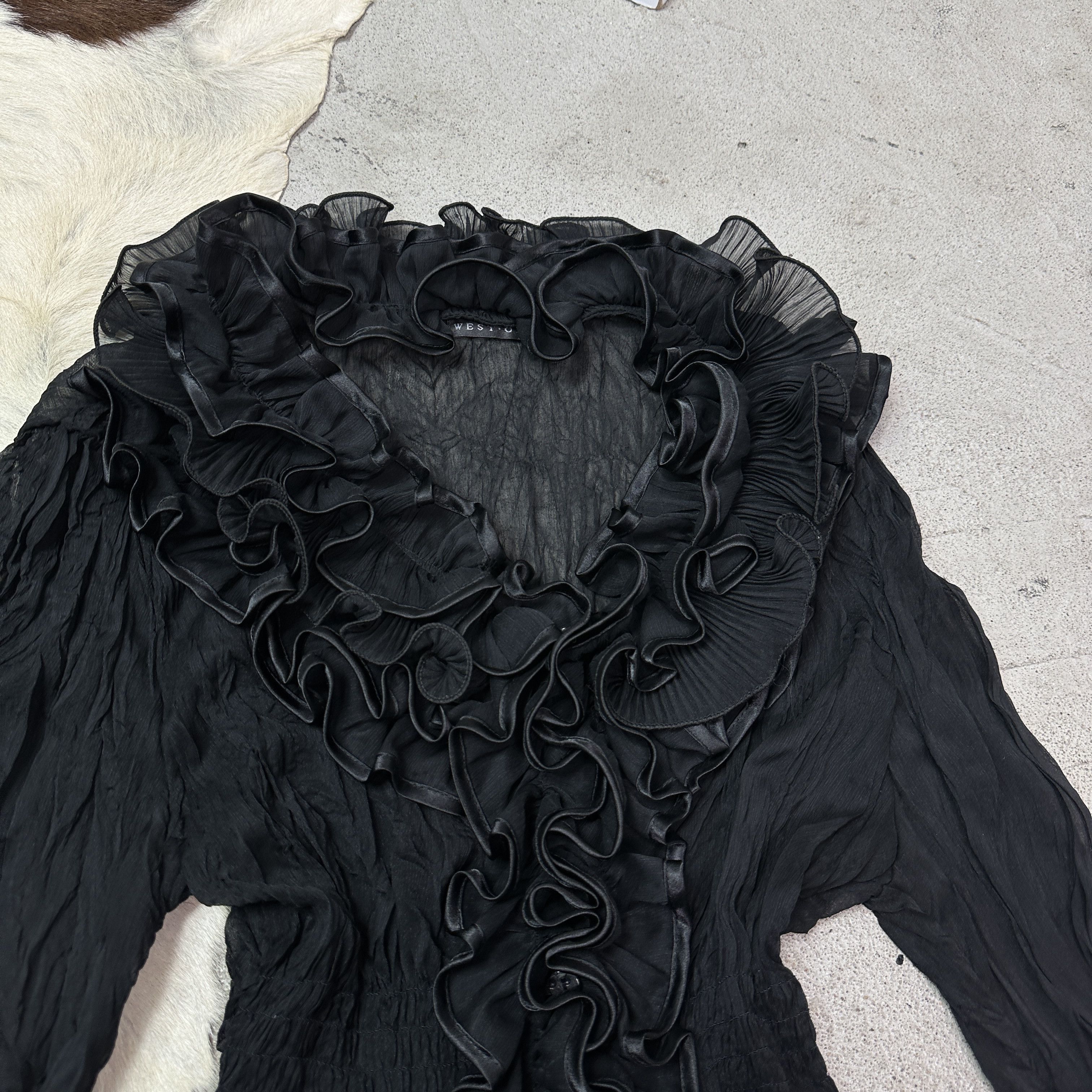 Vintage Vintage Pleated Sheer Gothic Romantic Shirt 00s Size S / US 4 / IT 40 - 3 Thumbnail