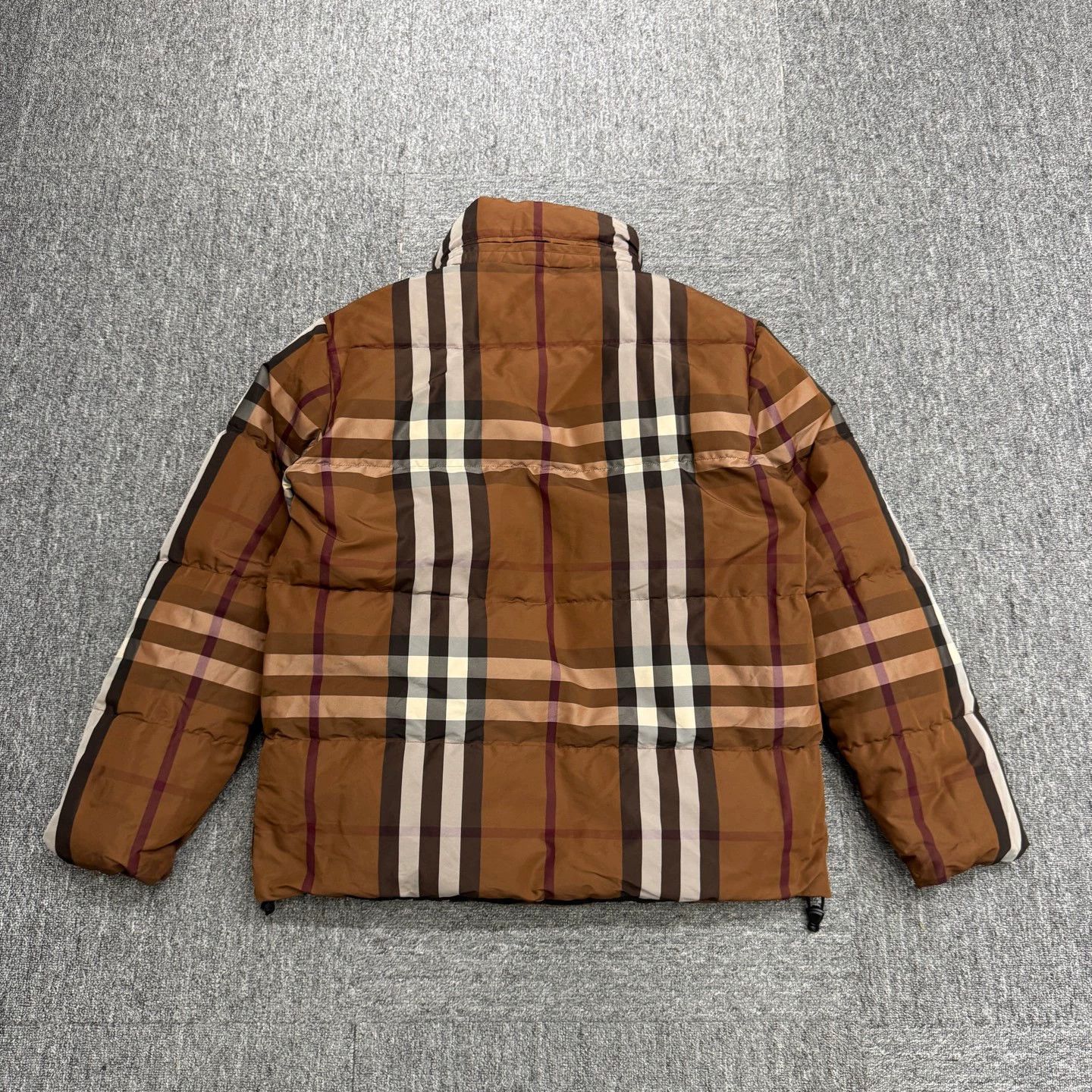 Burberry Burberry Check Reversible Down Jacket S Size S / US 4 / IT 40 - 6 Thumbnail