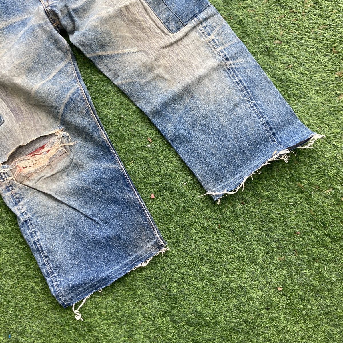 Warehouse & Co. VINTAGE WAREHOUSE SELVEDGE 3 QUARTER DISTRESSED JEANS Size US 33 - 5 Thumbnail