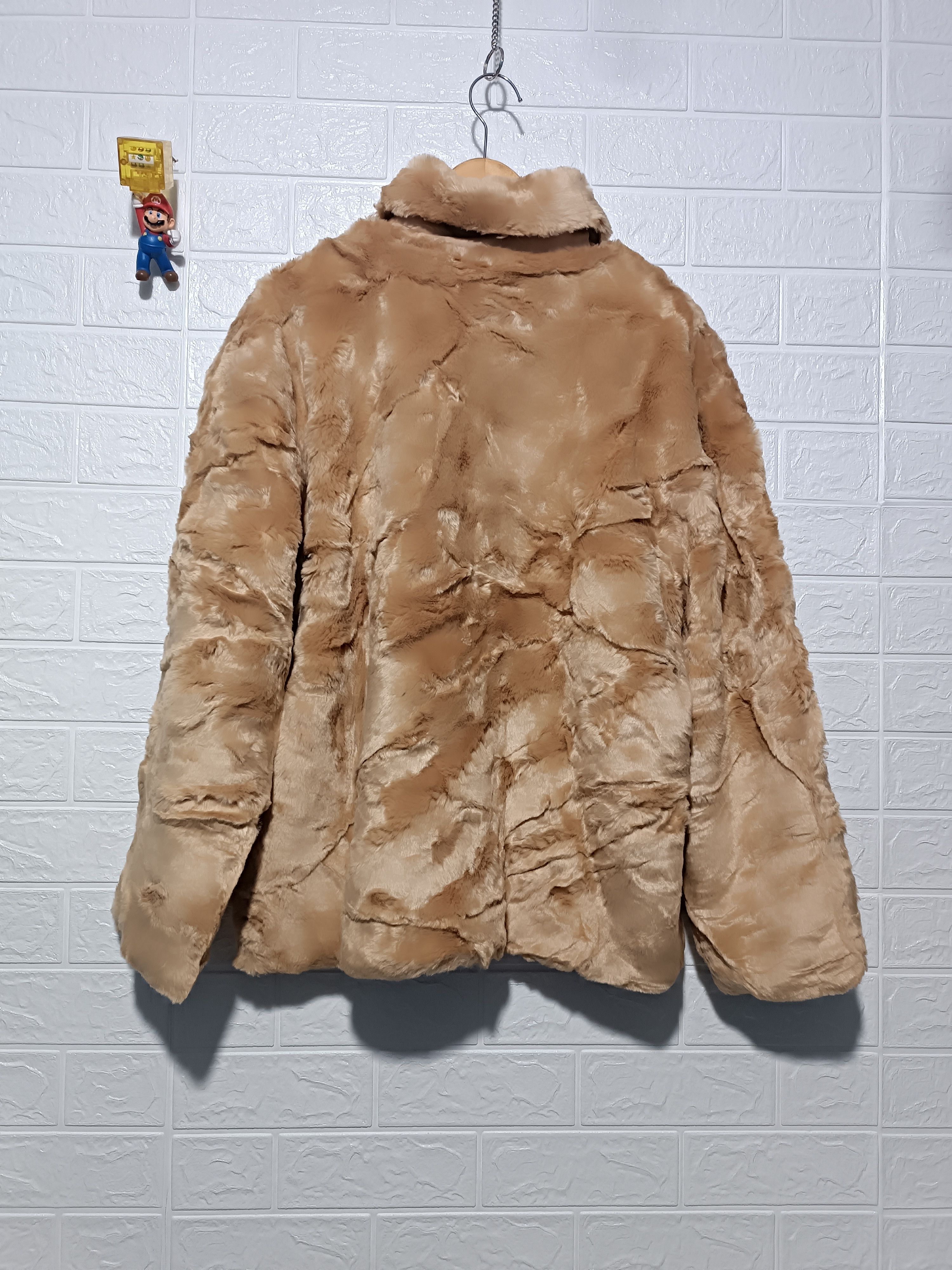 Japanese Brand Vintage Faux Fur Zip Up Coat Winter Jacket Size US L / EU 52-54 / 3 - 6 Thumbnail