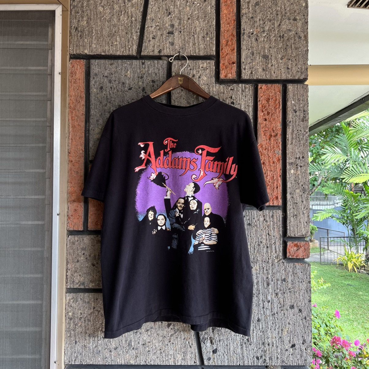 Delta VTG 1991 Addams Family Movie Promo Tee Shirt Wednesday Size US XL / EU 56 / 4 - 3 Thumbnail