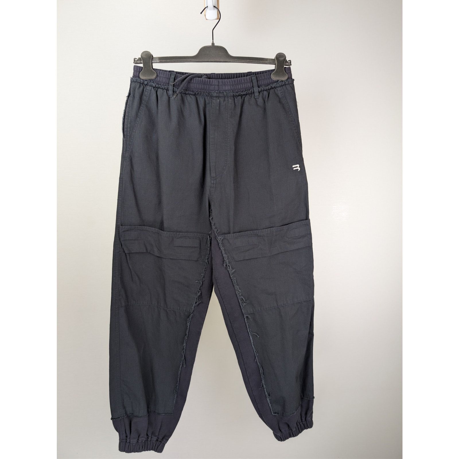 Balenciaga o1rshd1 Patched Hybrid Cargo Trackpants in dark navy Size US 30 / EU 46 - 8 Thumbnail