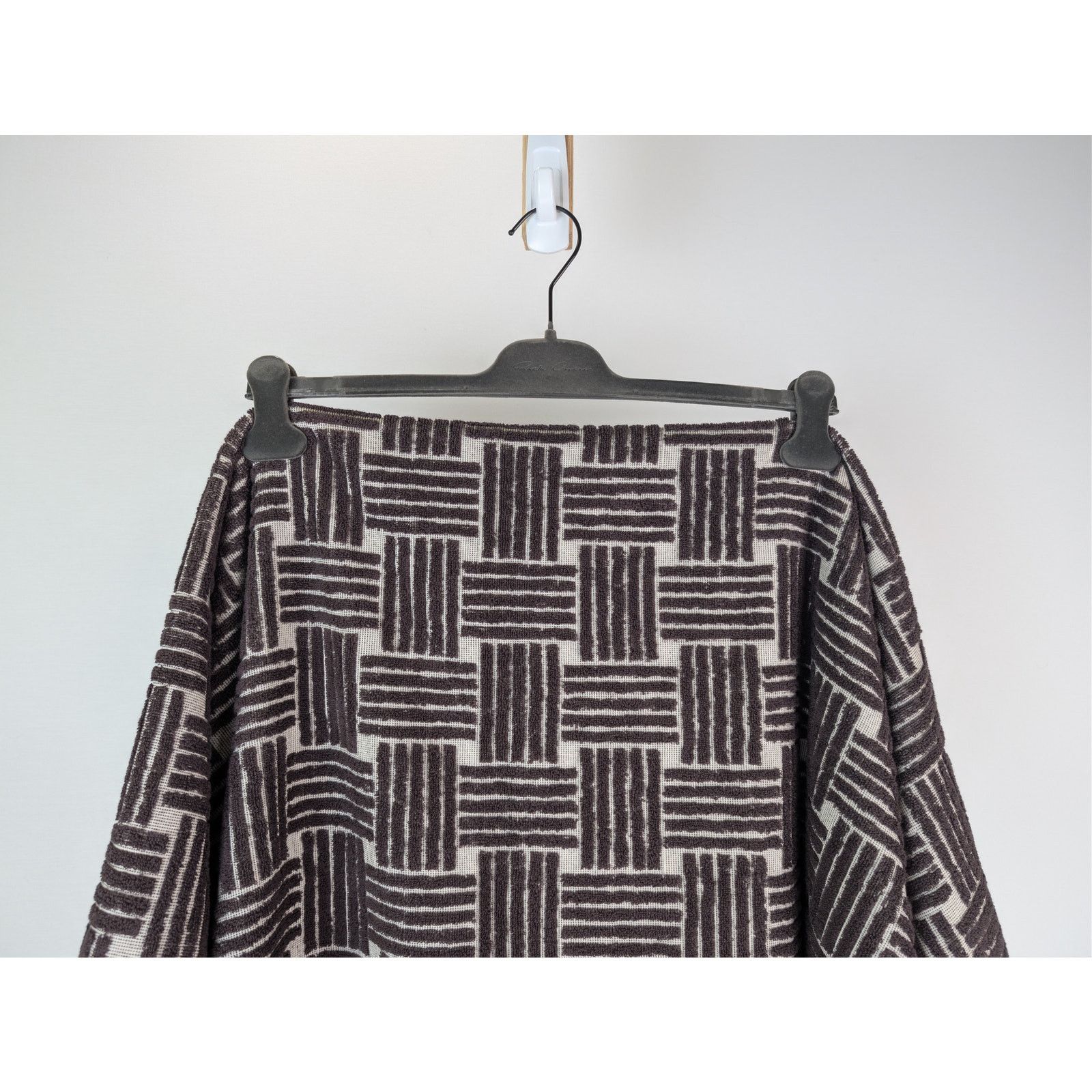 Bottega Veneta o1rshd1 Size:OS / Intreccio Jacquard Beach Towel Cream/Brown Size ONE SIZE - 8 Thumbnail