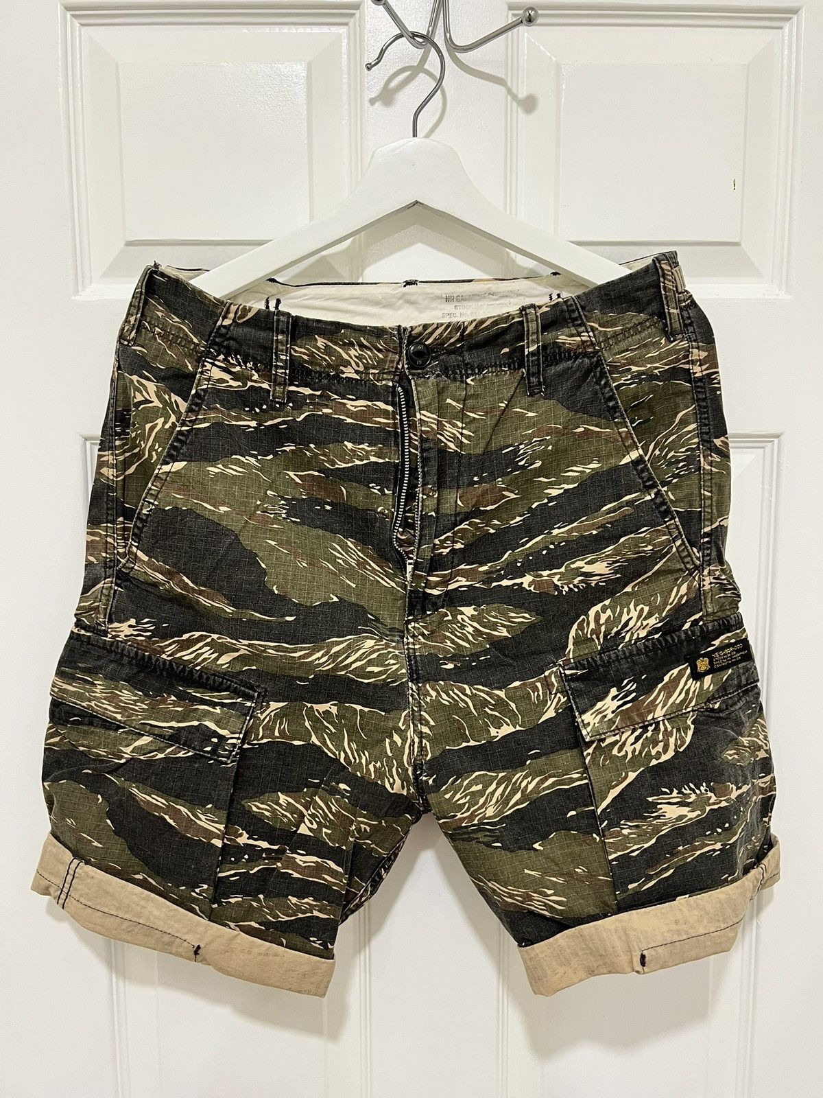 Neighborhood Neighborhood Short Camo Size S Size US 30 / EU 46 - 1 Thumbnail