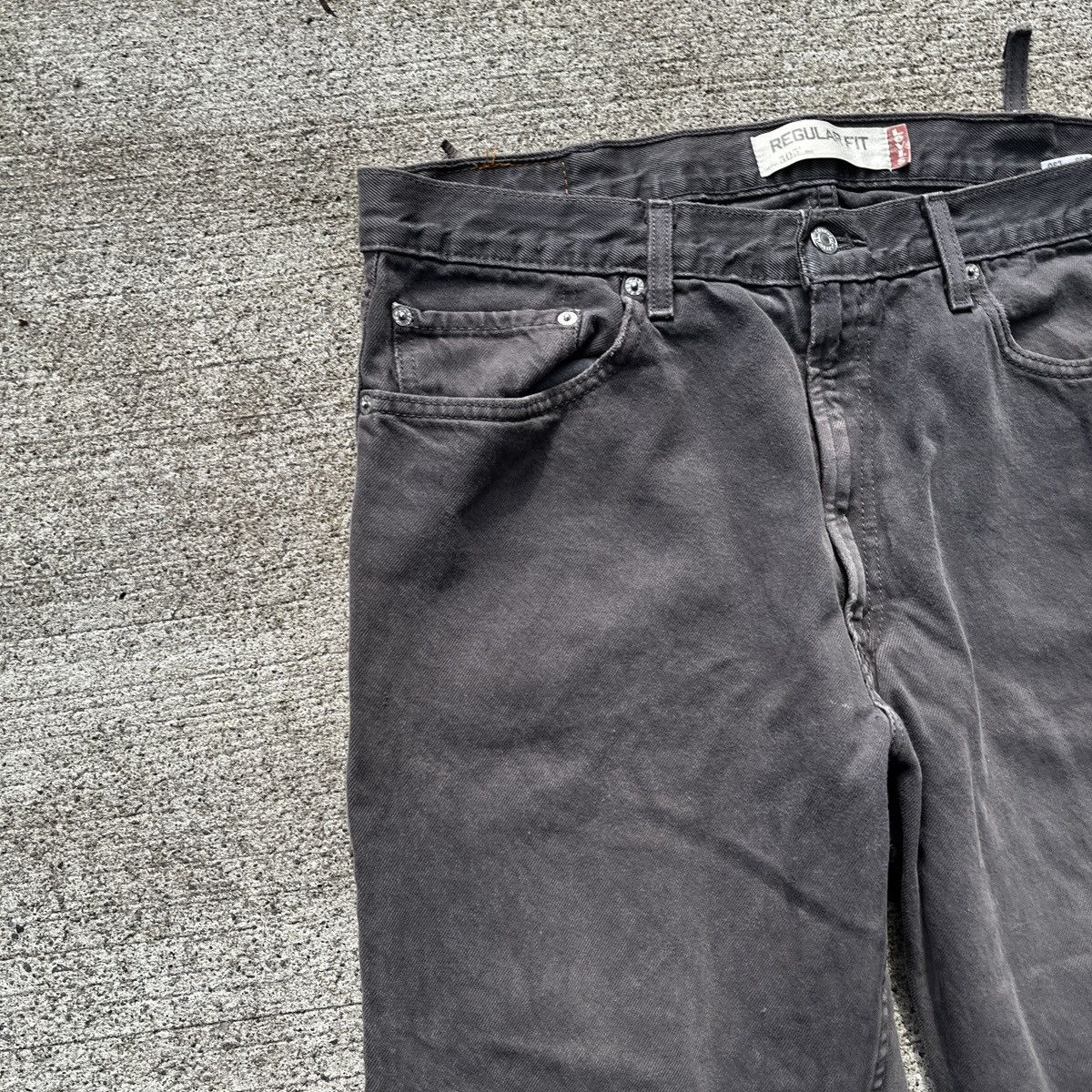 Vintage Vintage Levi’s 505 Faded Jeans 38x30 Worn Distressed Size US 38 / EU 54 - 7 Thumbnail
