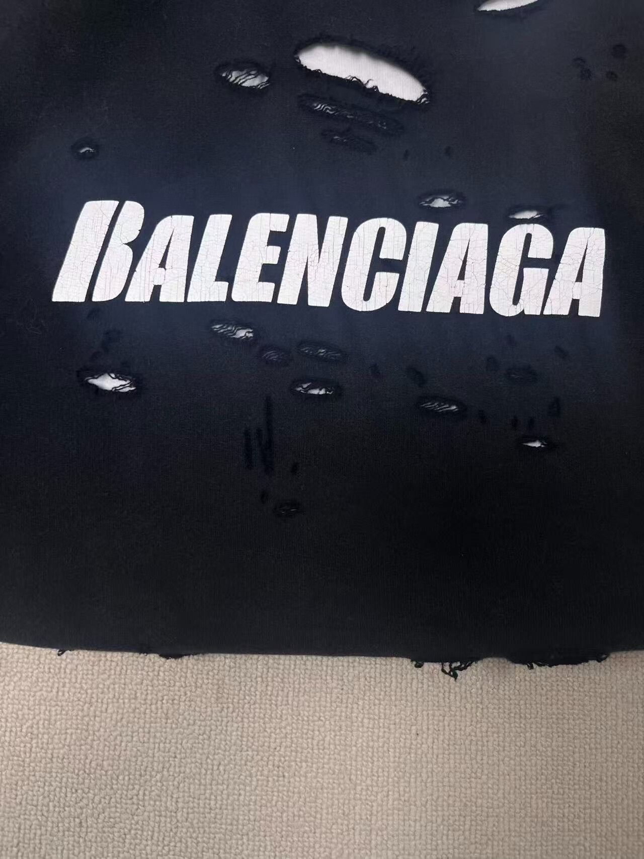 Balenciaga balenciaga black hooded long sleeve sweatshirt Size US XXS / EU 40 - 3 Thumbnail