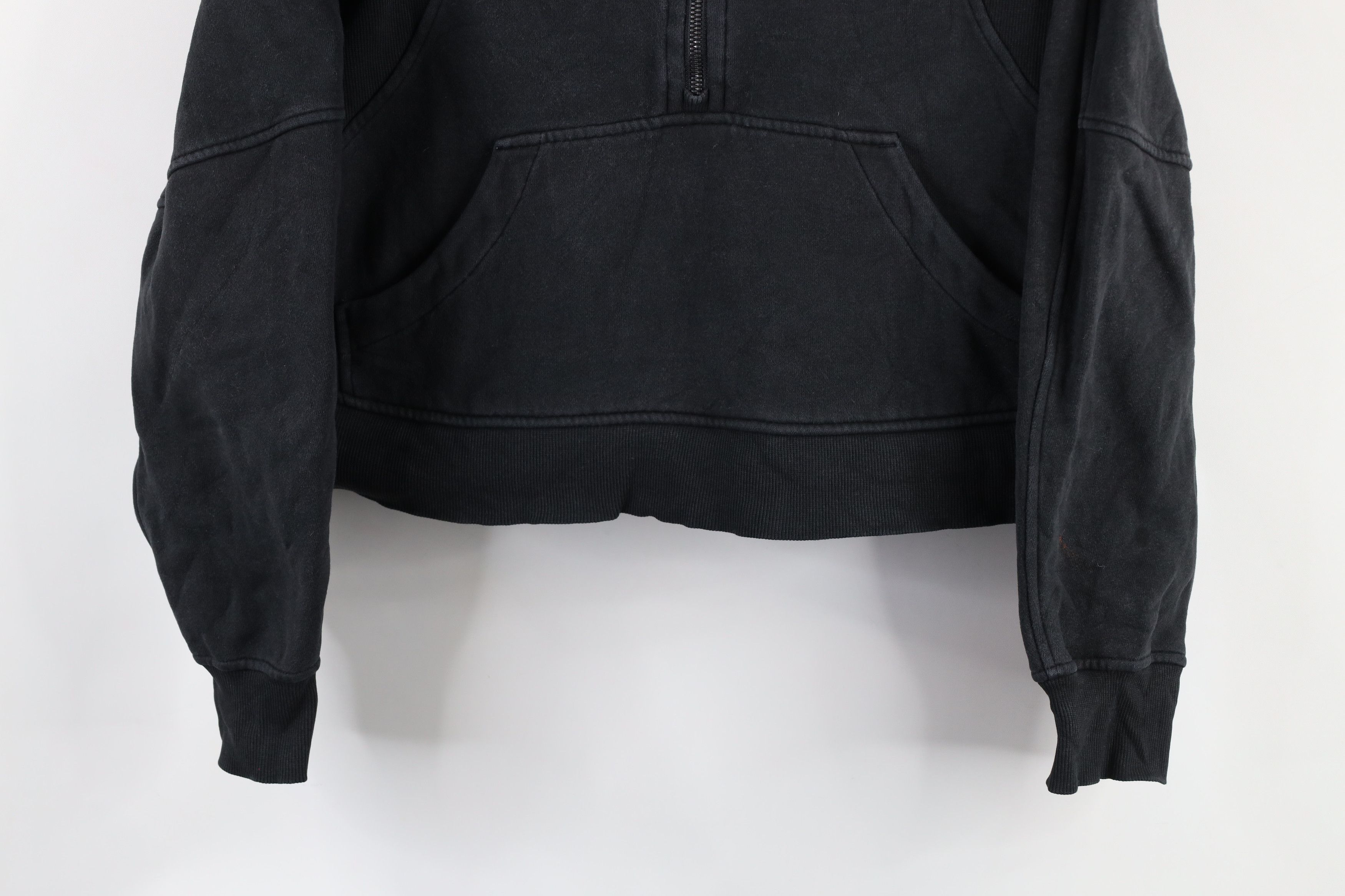 Lululemon × Vintage Lululemon Distressed Heavyweight Cropped Scuba Hoodie Black Size XS / US 0-2 / IT 36-38 - 3 Thumbnail