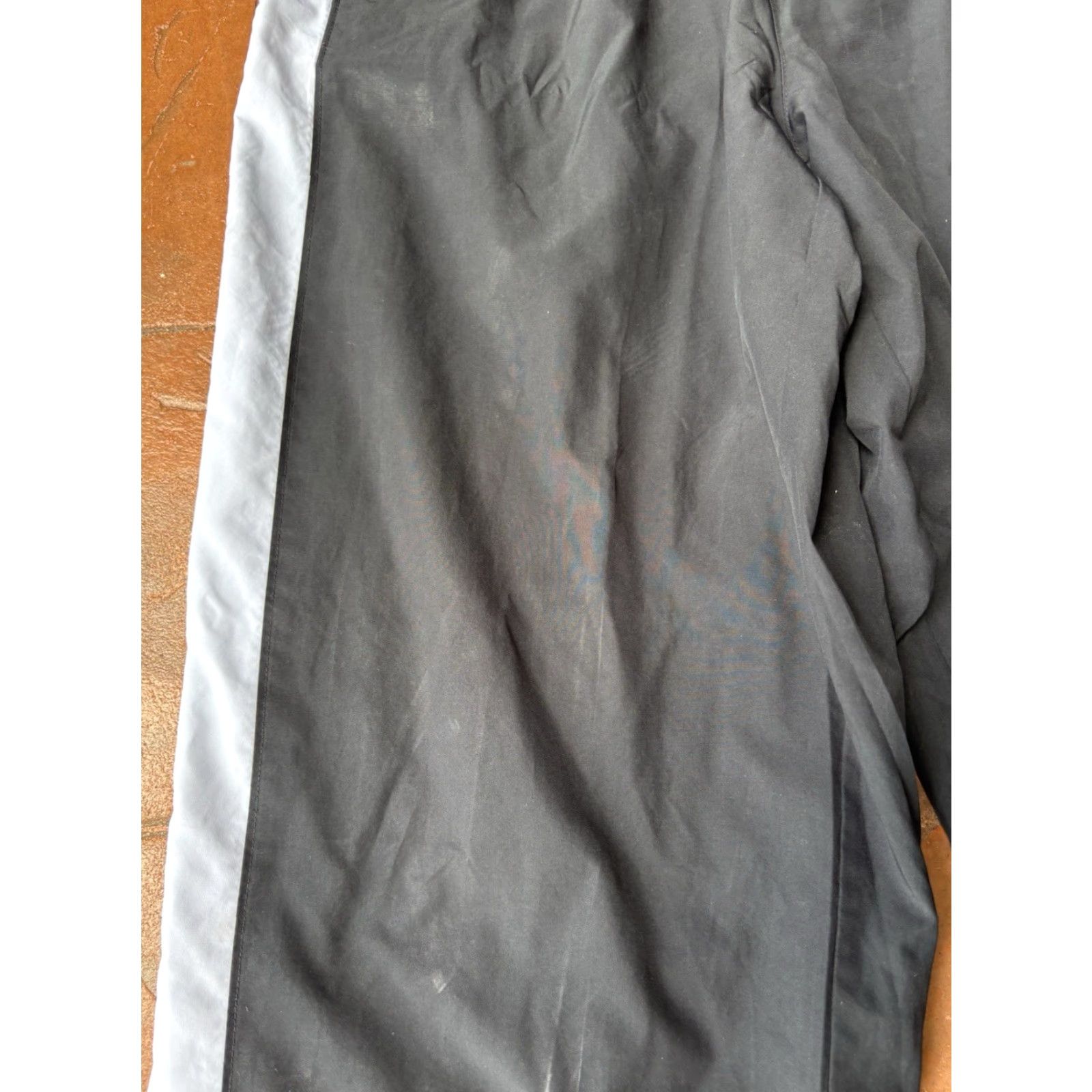 Nike VINTAGE Nike Windbreaker Track Pants Black Large Swoosh Grunge Hip Hop Mens L Size US 33 - 6 Thumbnail