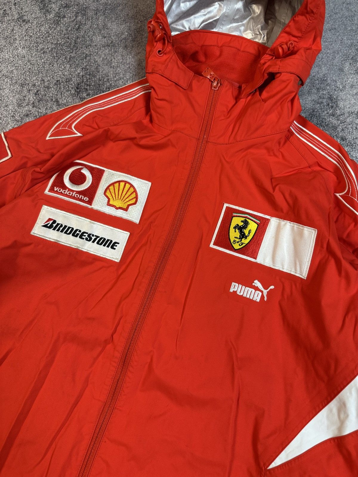 Ferrari × Puma Puma Ferrari Jacket Racing Vodafone Logo Streetwear XXL Size US XXL / EU 58 / 5 - 2 Thumbnail