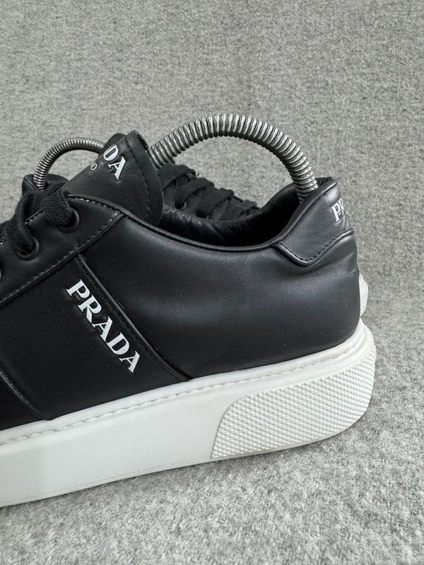 Prada Prada Black Leather Low Top Platform Sneakers Size 39 Size US 9 / IT 39 - 9 Thumbnail