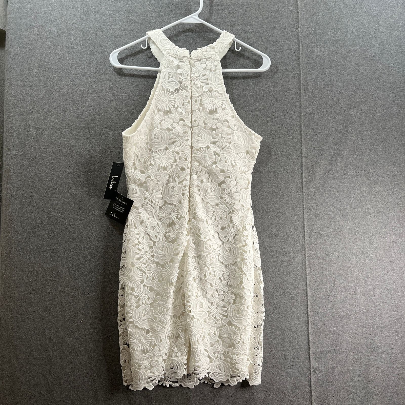Other Lulus White Lace Dress Women Size Small Mini Dress Size S / US 4 / IT 40 - 2 Thumbnail