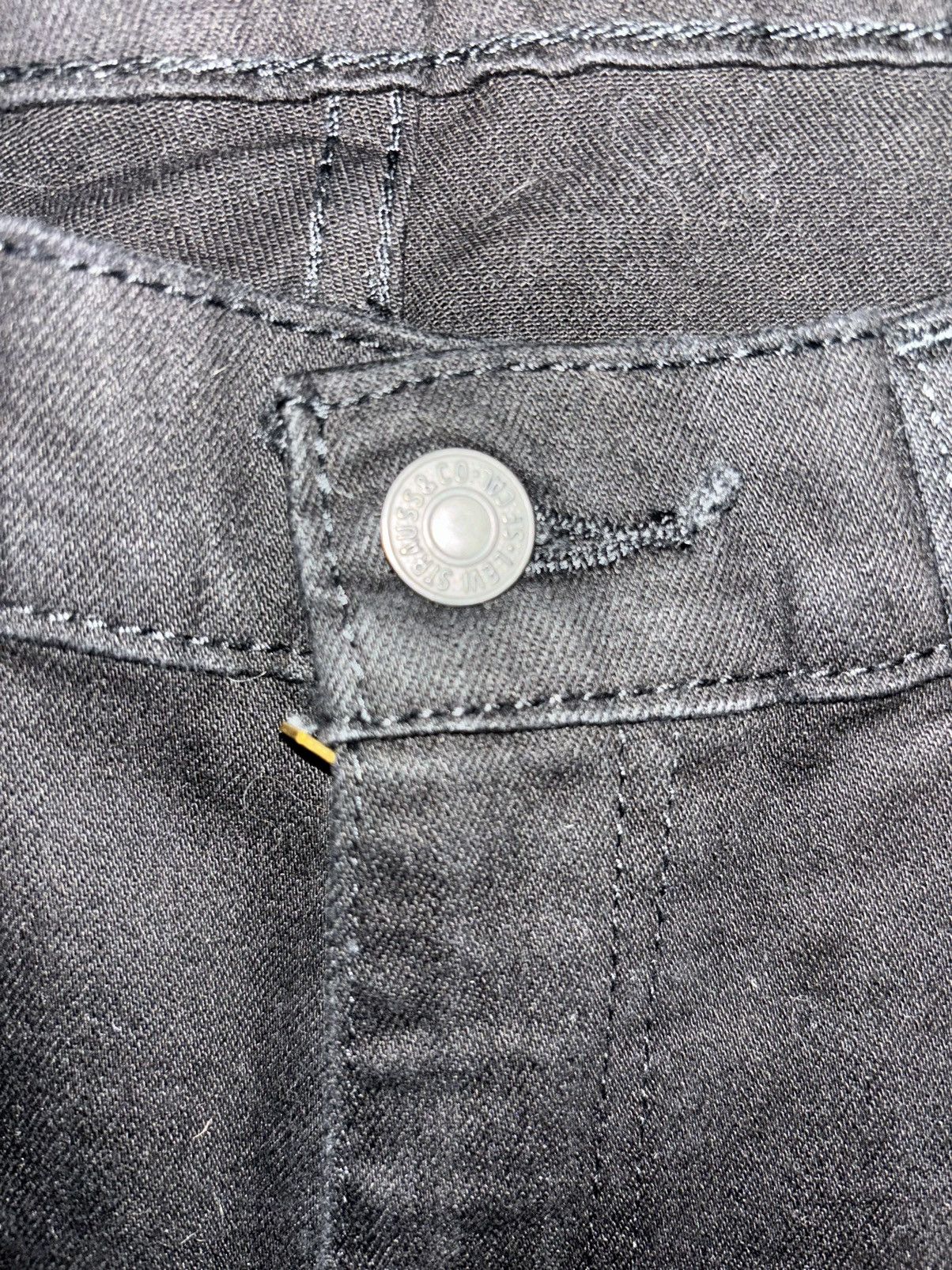 Levi's Levi 514 BLACK DENIM original riveted Size US 34 / EU 50 - 3 Thumbnail