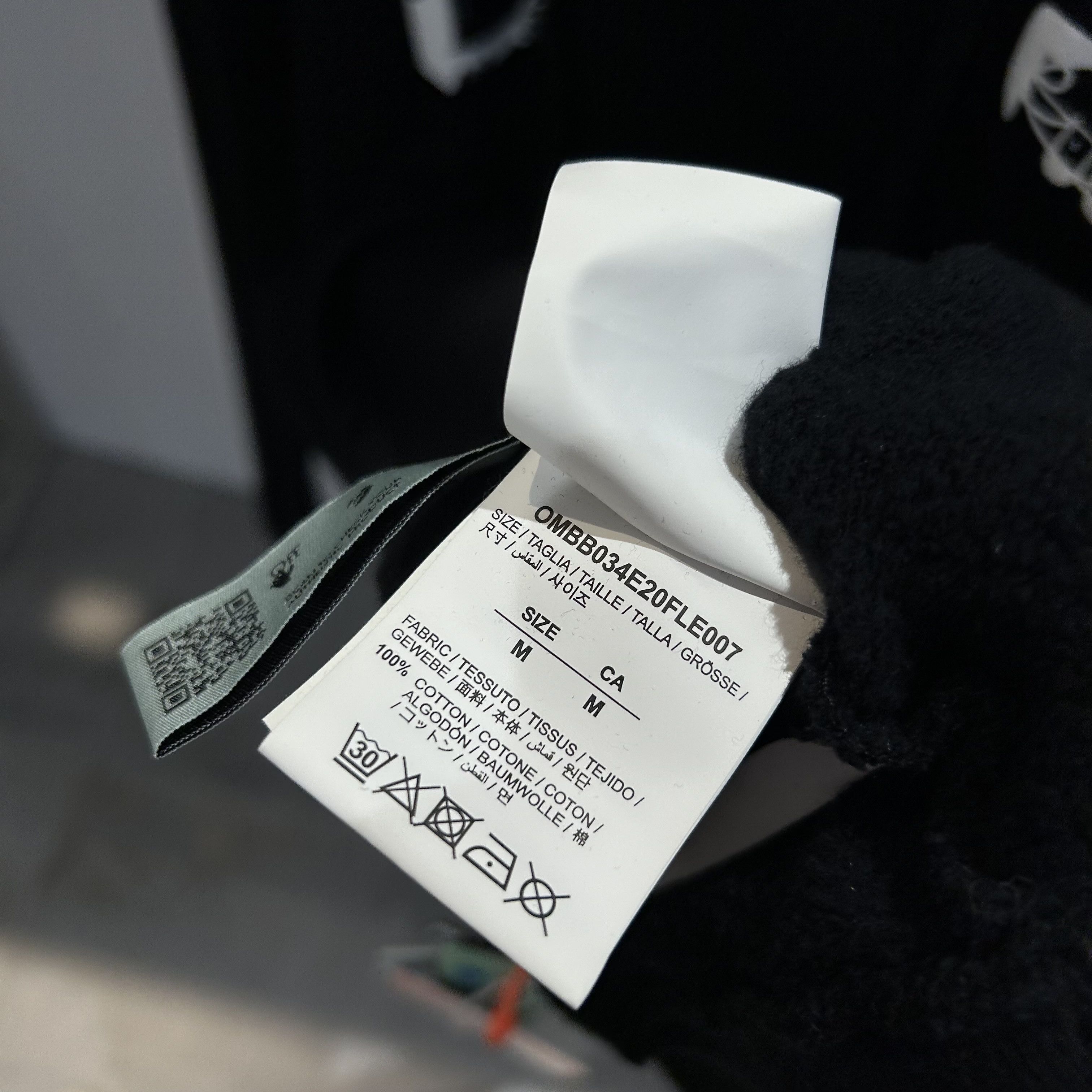 Off-White OFF-WHITE Black Kiss 21 Hoodie Size US M / EU 48-50 / 2 - 6 Thumbnail