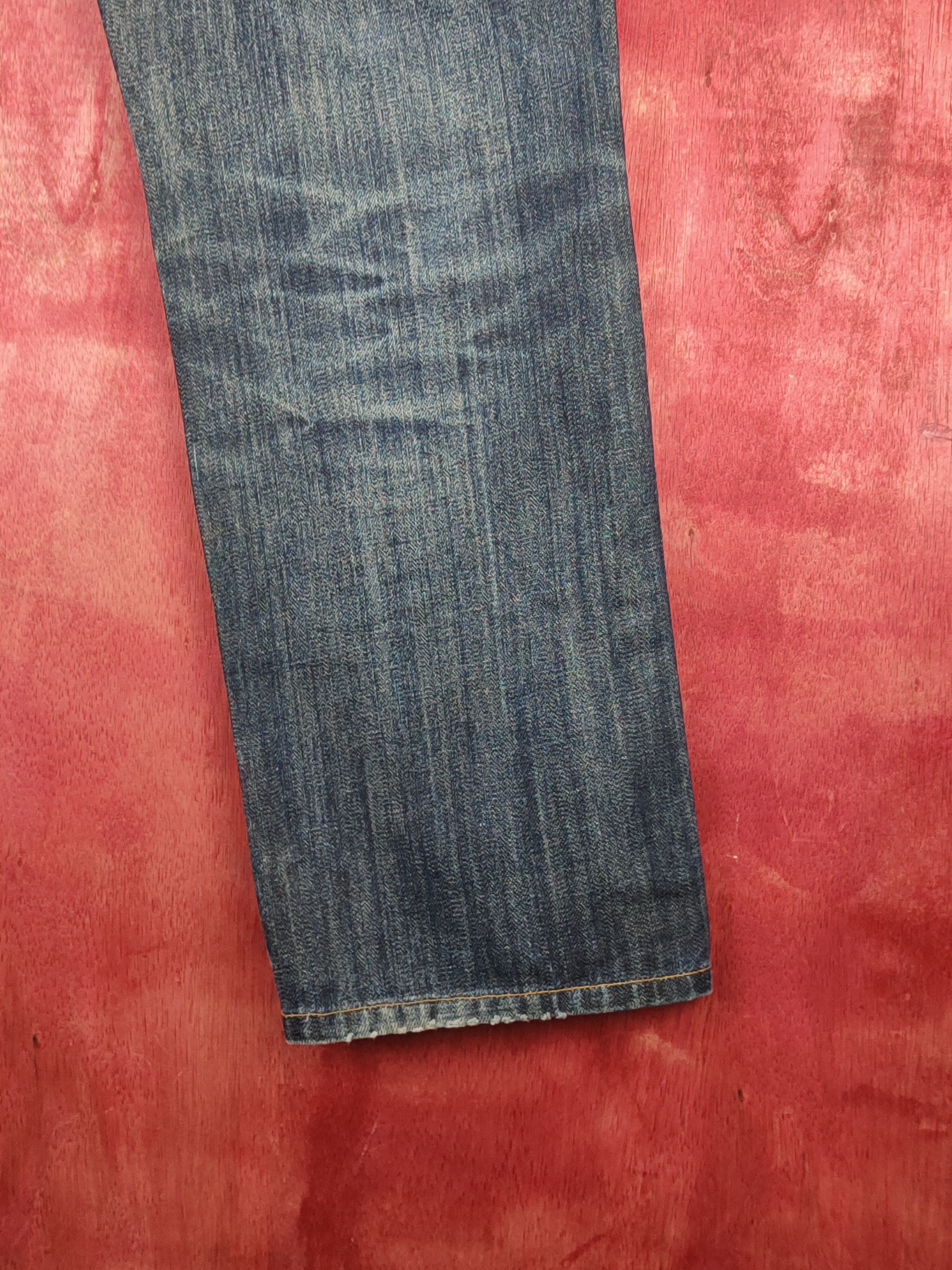 Japanese Brand Uniqlo Dark Blue Faded Distressed Ripped Jeans #S1652 Size US 32 / EU 48 - 12 Thumbnail