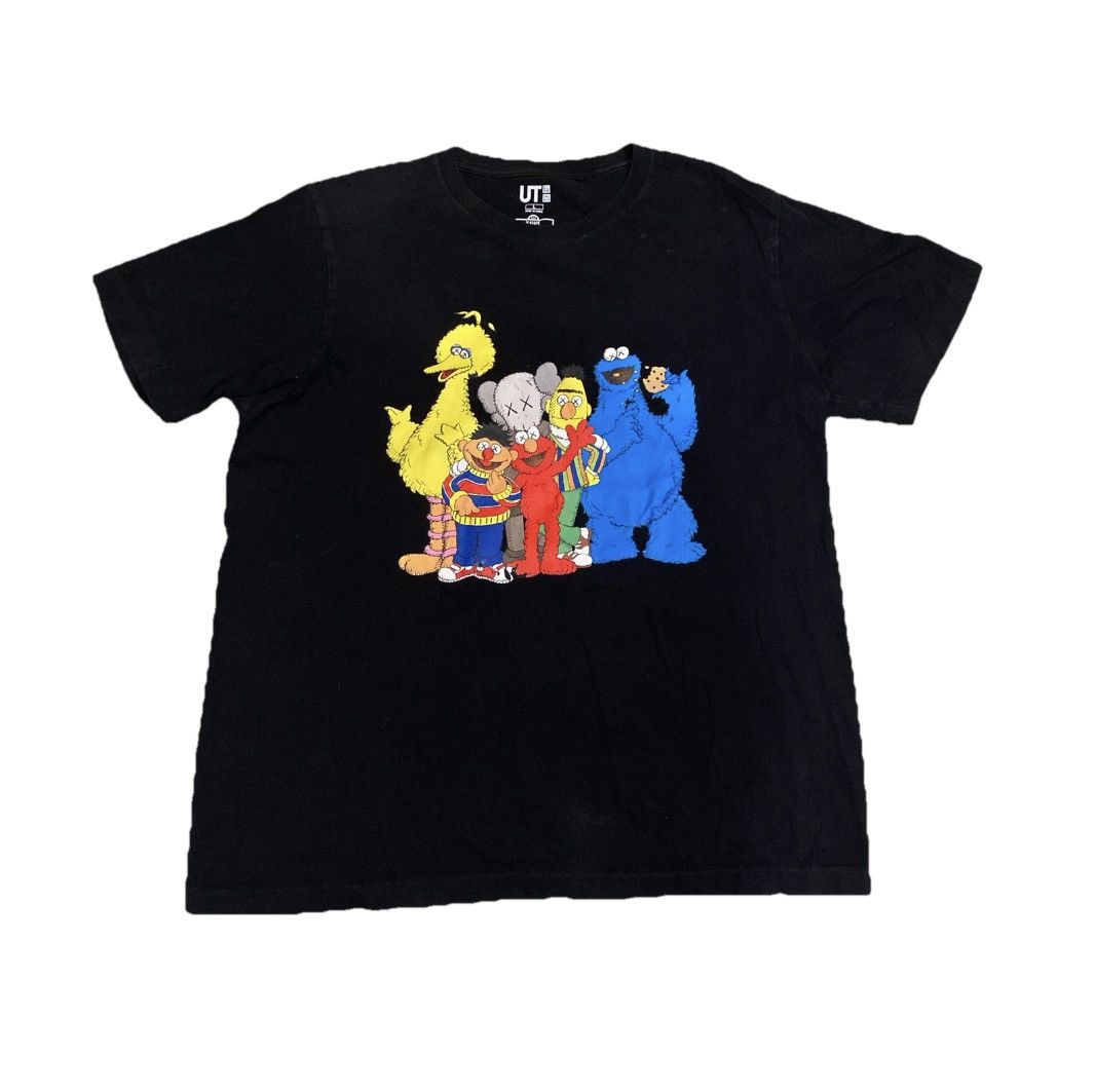 Kaws × Uniqlo Sesame Street Kaws Shirt Black Elmo Bert Ernie Mens Large Size US L / EU 52-54 / 3 - 1 Thumbnail