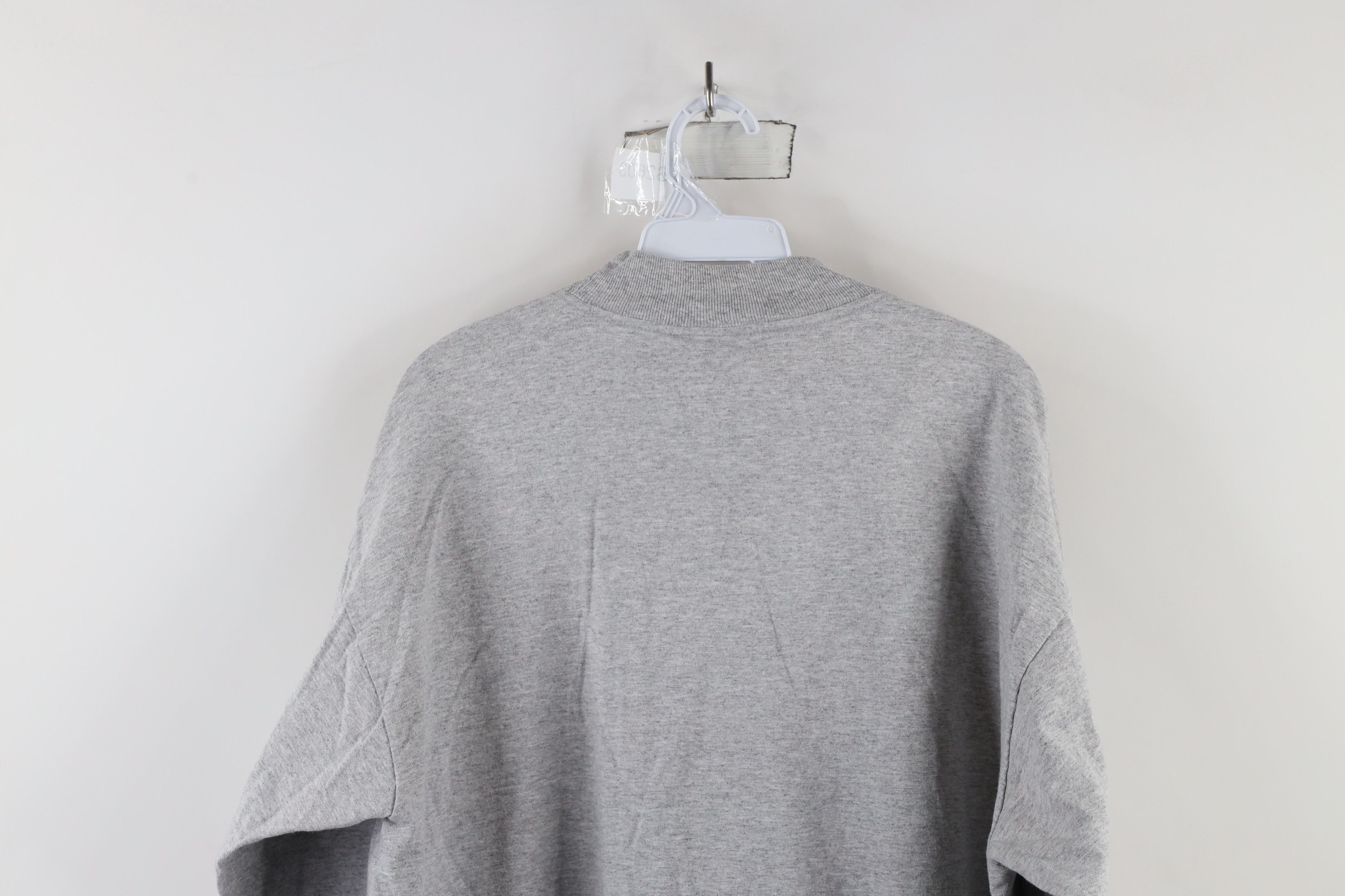 Puma × Vintage Vtg 90s Puma Cleveland Dawg Pound Mock Neck T-Shirt Gray Size US L / EU 52-54 / 3 - 9 Thumbnail