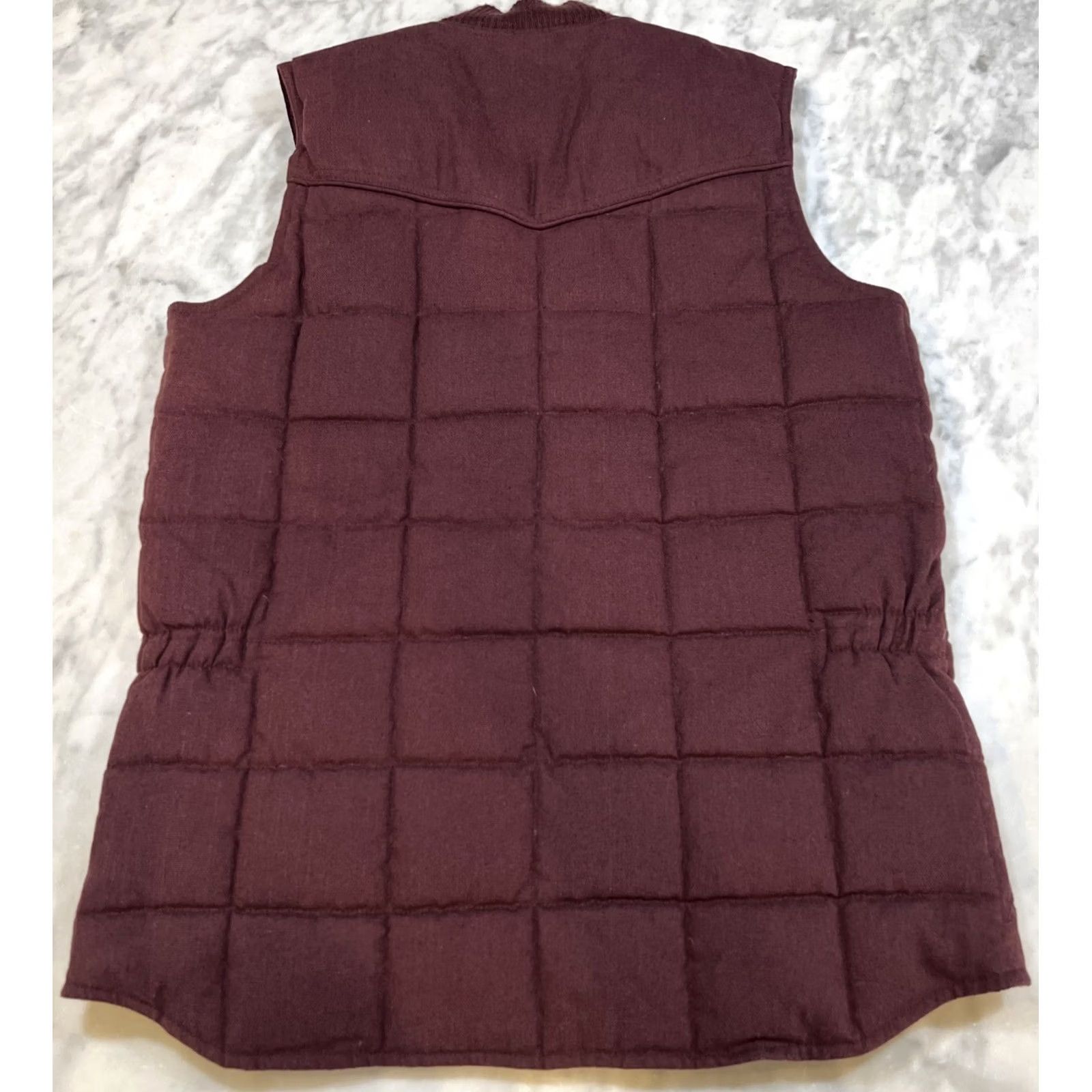 Roper Roper Vest Women’s XL 16-18 Maroon Quilted Cotton Poly Down Pockets Full Zip Vest Accessories Casual, Travel, Workwear Womens Size L / US 10 / IT 46 - 6 Thumbnail