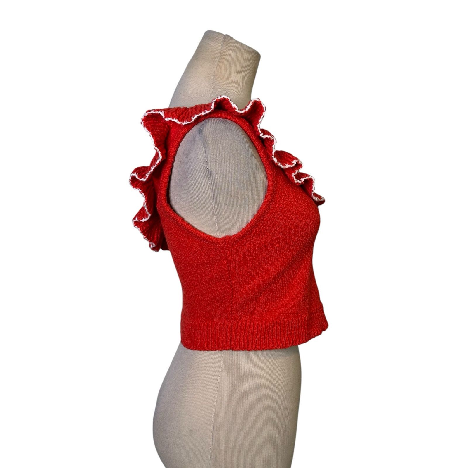 Urban Outfitters Urban Outfitters Orange One Shoulder Crop top Size Small Size S / US 4 / IT 40 - 14 Thumbnail