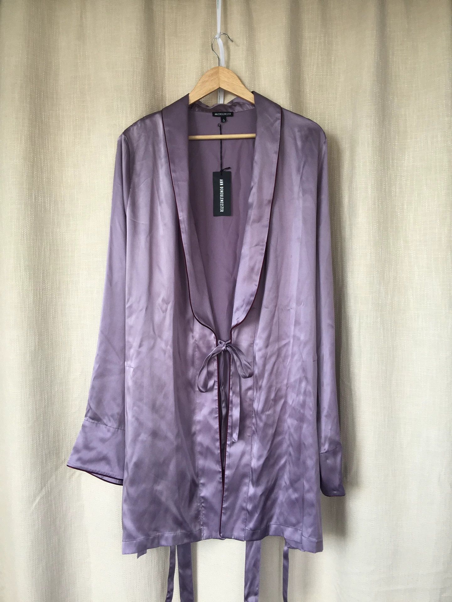 Ann Demeulemeester Ann Demeulemeester Fall/Winter 2019 Silk Violet Robe Size US S / EU 44-46 / 1 - 1 Thumbnail