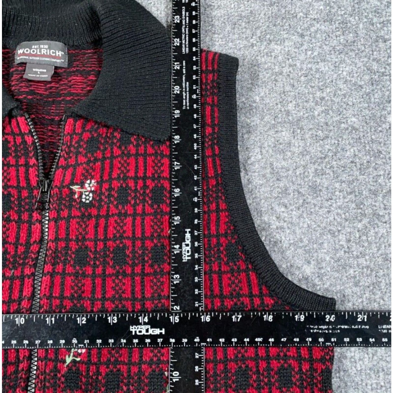 Vintage Woolrich Lightweight Sweater Vest Women's Large Red Black Plaid 90s Retro Size L / US 10 / IT 46 - 4 Thumbnail