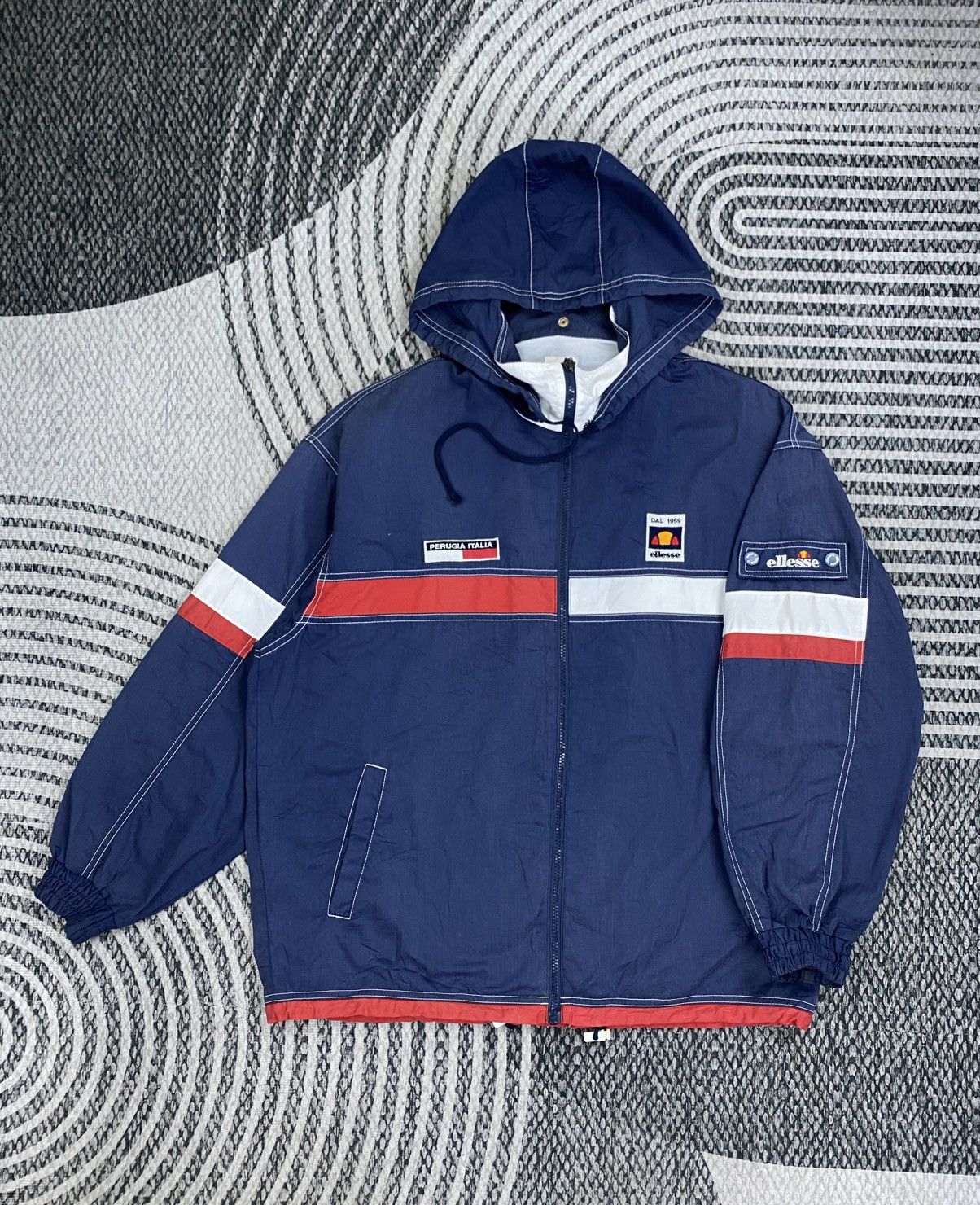 Ellesse Vtg 90s Ellesse Perugia Italia Patches Color Block Jacket Size US L / EU 52-54 / 3 - 1 Thumbnail
