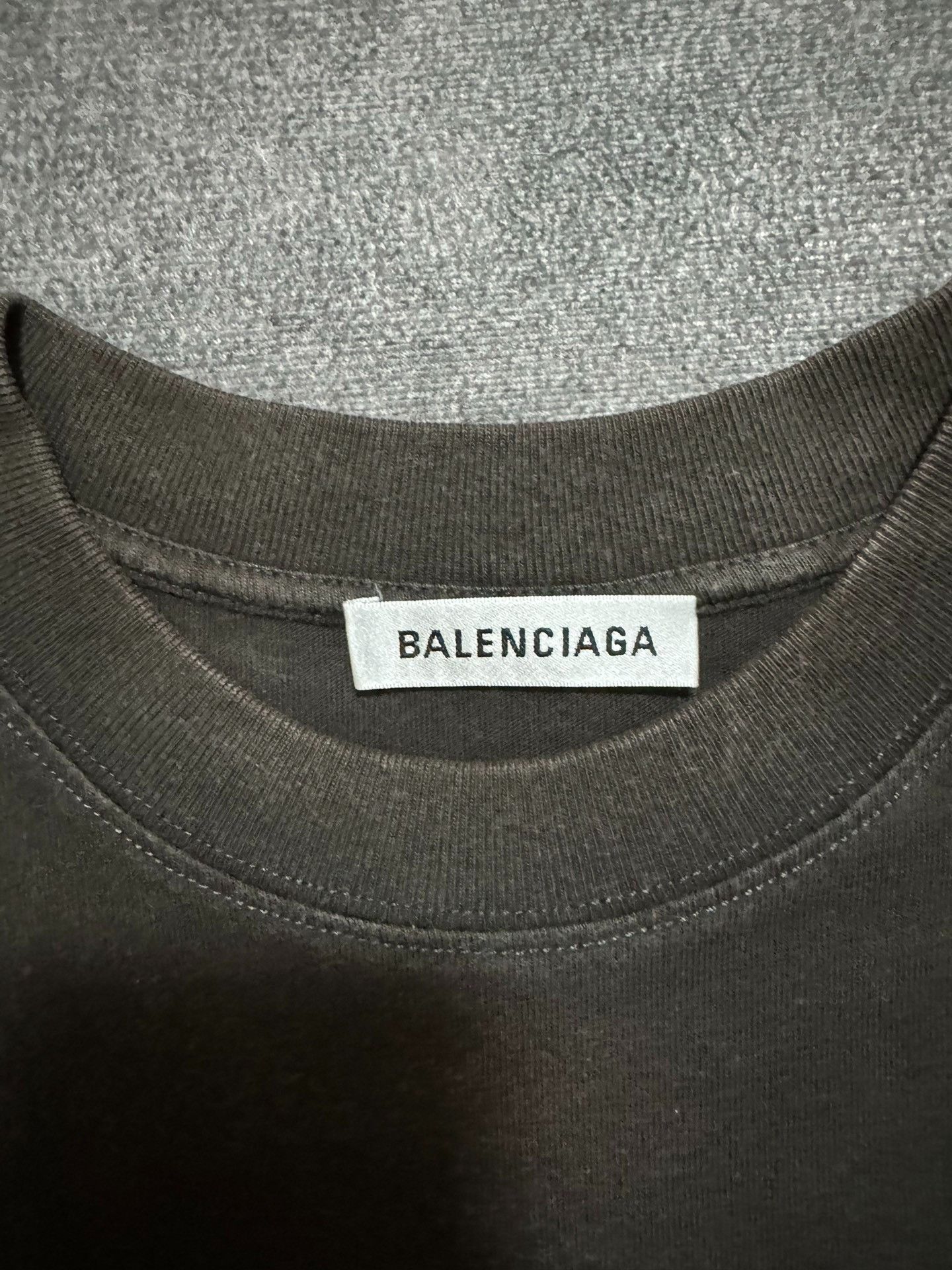Balenciaga Balenciaga Letter on back of short sleeve 2501-Nextarrow Size US XS / EU 42 / 0 - 3 Thumbnail