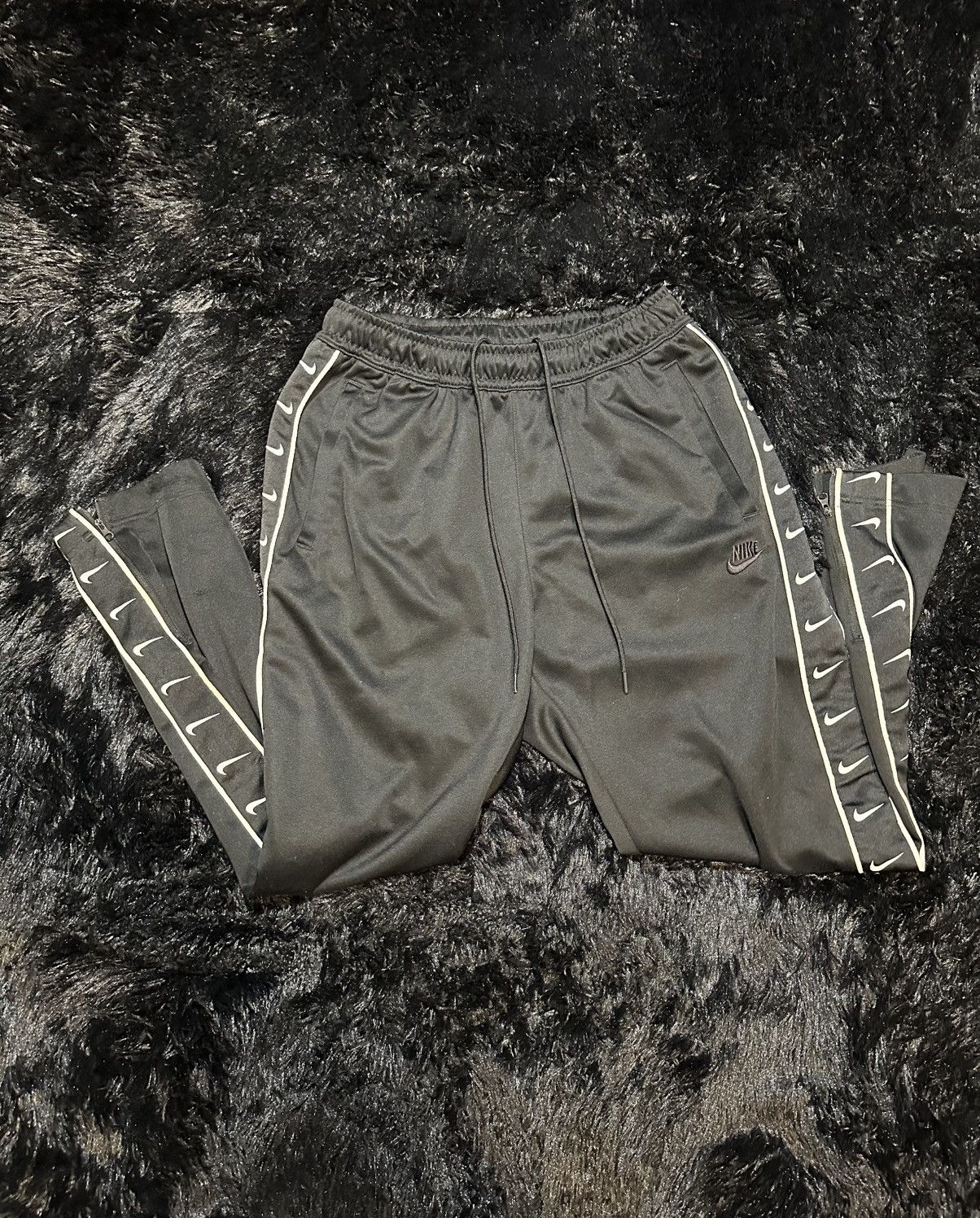Nike Nike Sweatpants Size US 33 - 1 Thumbnail