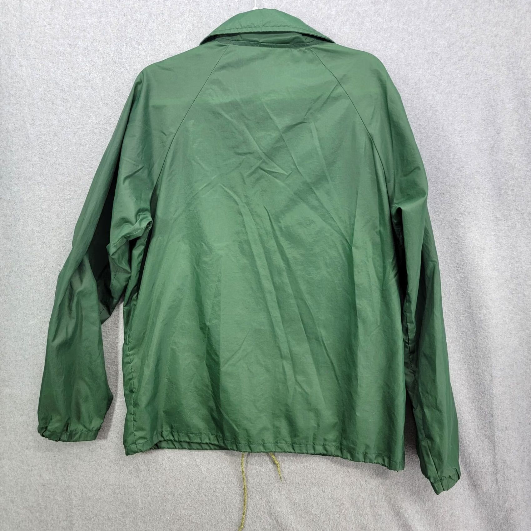 Vintage Vintage Hartwell Jacket Adult M Nylon Green USA Made Front Button Windbreaker Shirt Men MEDIUM Green Hartwell USA Windbreaker Jacket Size US M / EU 48-50 / 2 - 4 Thumbnail