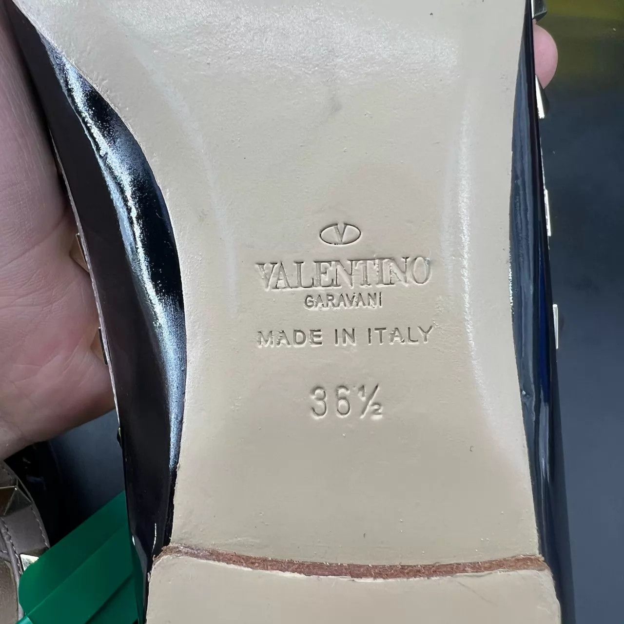 Valentino Valentino Low-Top Rivet Shoes Black 36.5 Worn Once, Clean Size US 6 / IT 36 - 8 Thumbnail