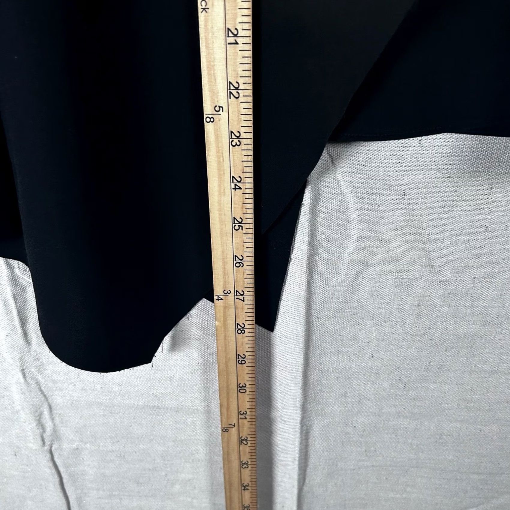 Saks Fifth Avenue Saks Fifth Avenue Blouse Medium Black Asymmetric Sleeveless Top M/M Size M / US 6-8 / IT 42-44 - 6 Thumbnail