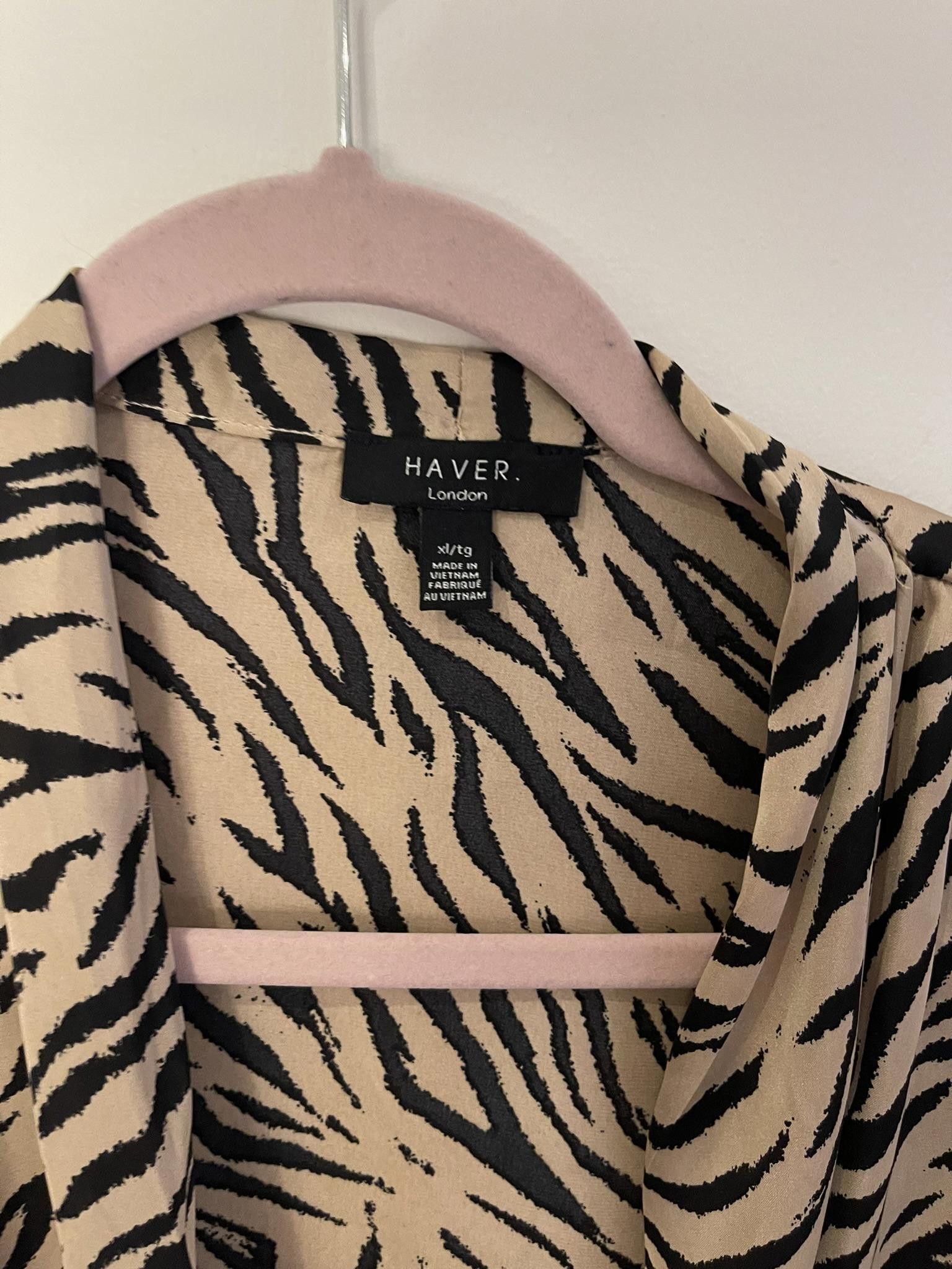 Designer Haver Of London Animal print crossbody blouse Size XL / US 12-14 / IT 48-50 - 3 Thumbnail