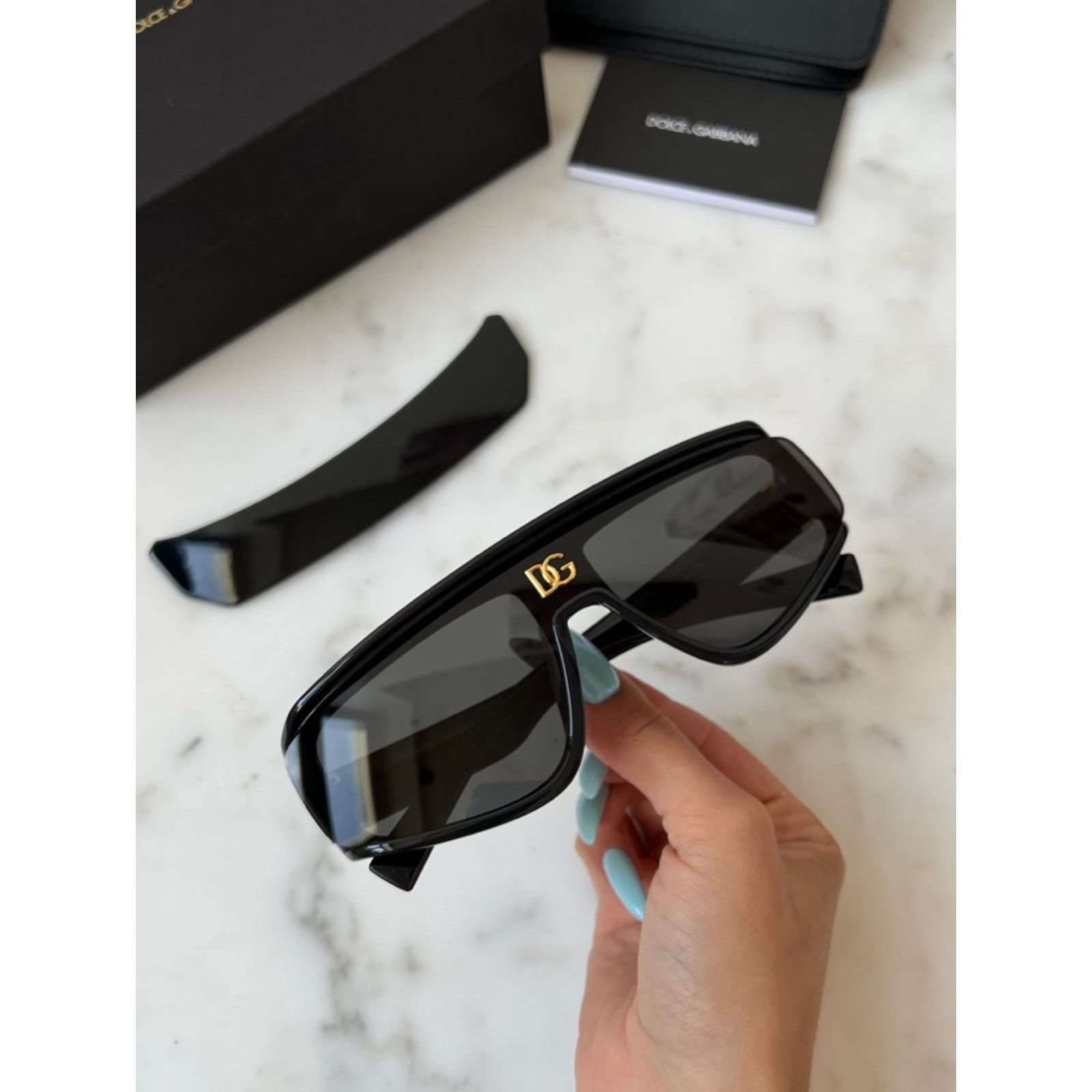Dolce & Gabbana NEW Dolce & Gabbana DG6177 Black Logo Visor Sunglasses Size ONE SIZE - 5 Thumbnail