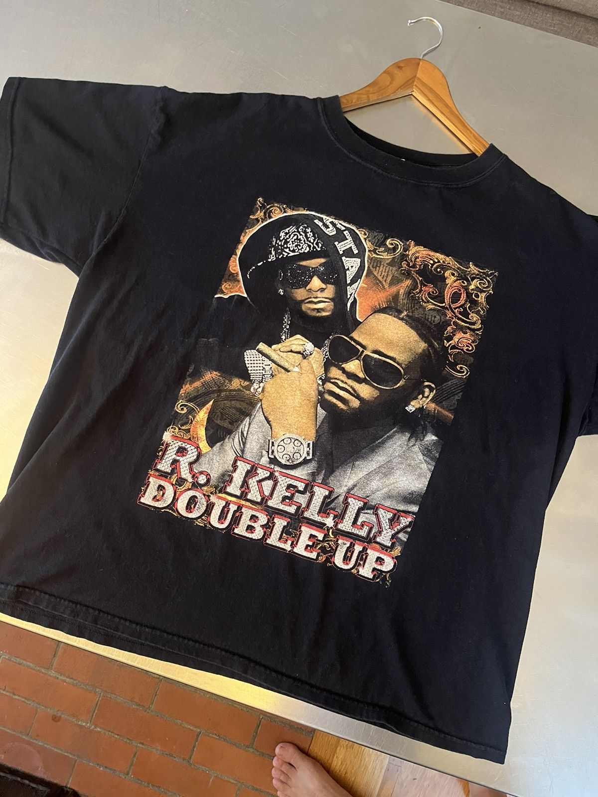 Vintage R.KELLY DOUBLE UP TOUR SHIRT 🐐💦 Size US XXL / EU 58 / 5 - 1 Thumbnail