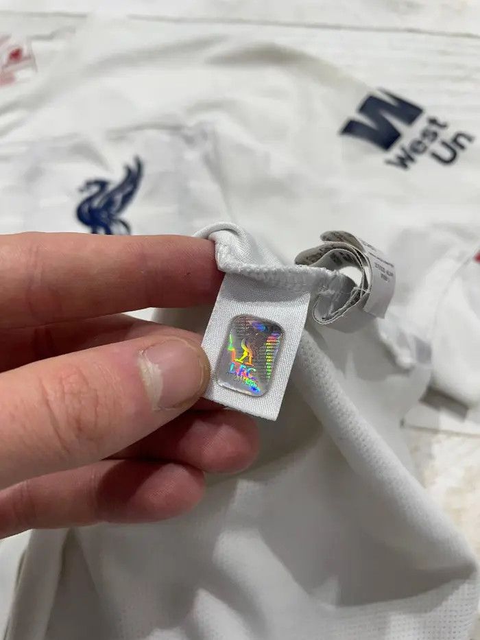 New Balance New Balance Liverpool 2019 2020 Away Shirt Soccer Jersey Size US S / EU 44-46 / 1 - 9 Thumbnail