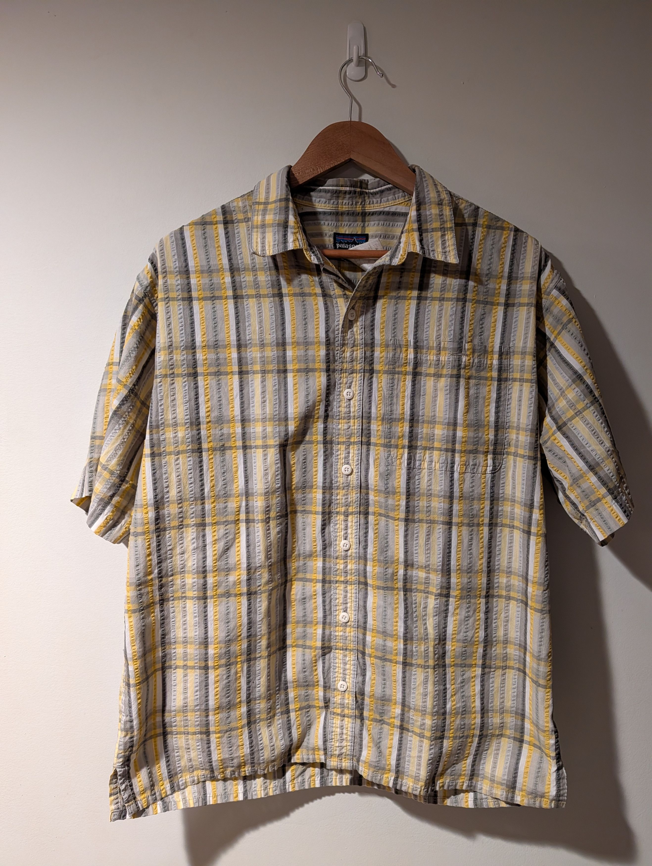 Patagonia Vintage Y2K Patagonia Yellow Short Sleeve Button Up Shirt Size US M / EU 48-50 / 2 - 1 Thumbnail