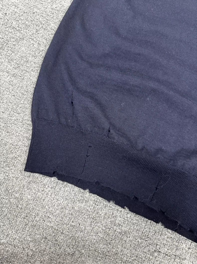 Maison Margiela Maison Margiela Destroy the vest 2502-Nextarrow Size US M / EU 48-50 / 2 - 3 Thumbnail